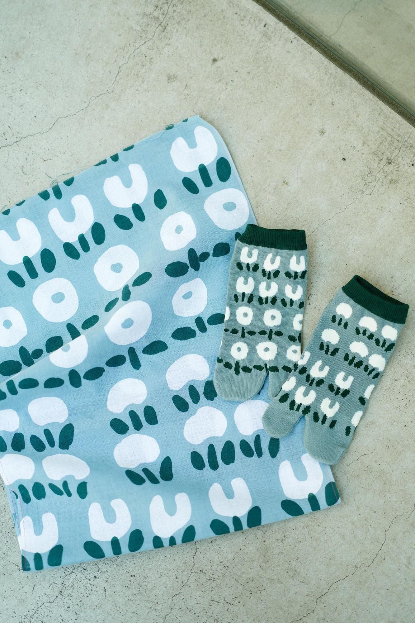 ISe Cotton Textile Tenugui / Fleumed in flowing