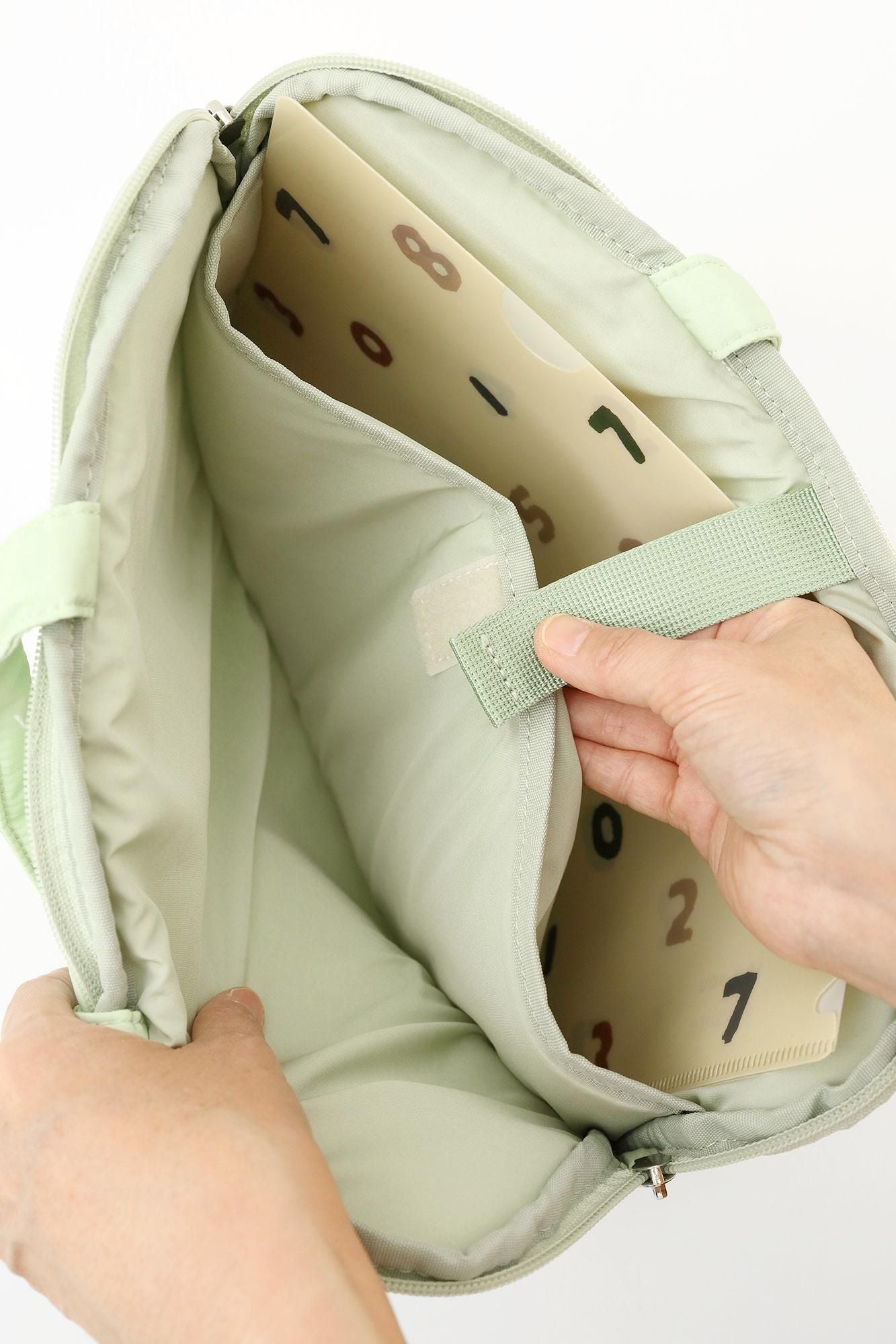 Sou ・ Sou × Eslite Bookstore PC Pouche / So-Su-U Green