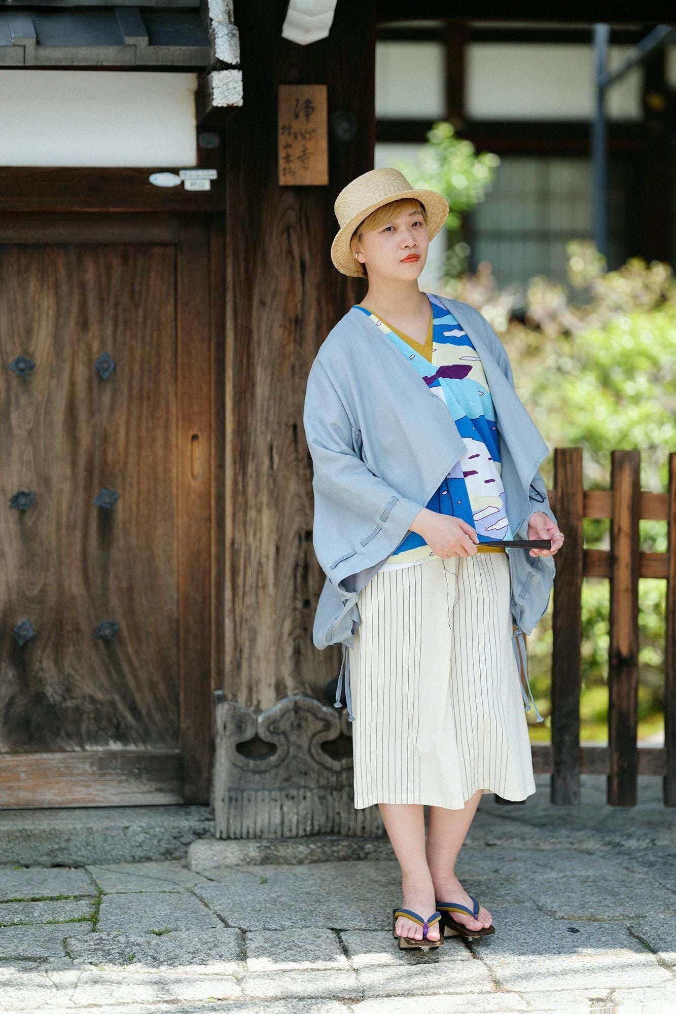 Isemomen Cotton Bun Square Top Split Joint / Streams Covered with Thick Ice