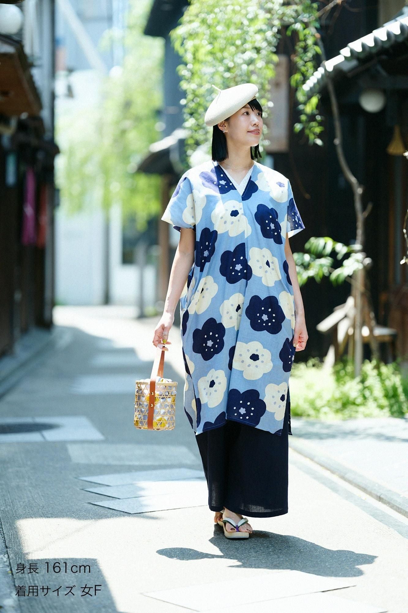 Isemomen Bun Rectangular Dress Split Joint / Smile Light Indigo