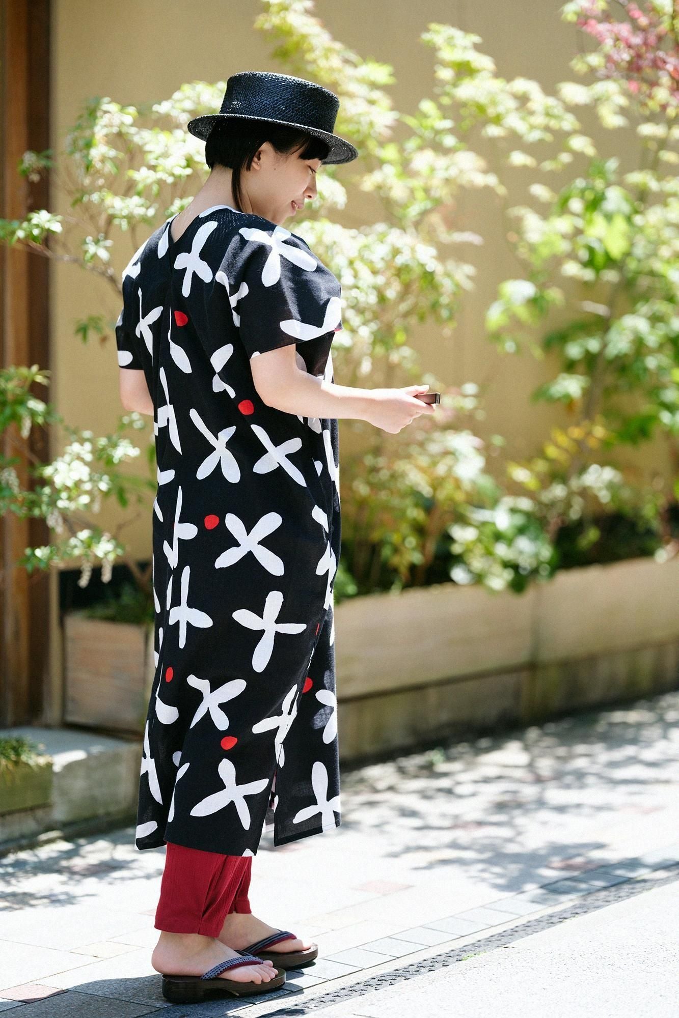 Isemomen Bun Rectangular Dress Split Joint / Suzushiroso Black