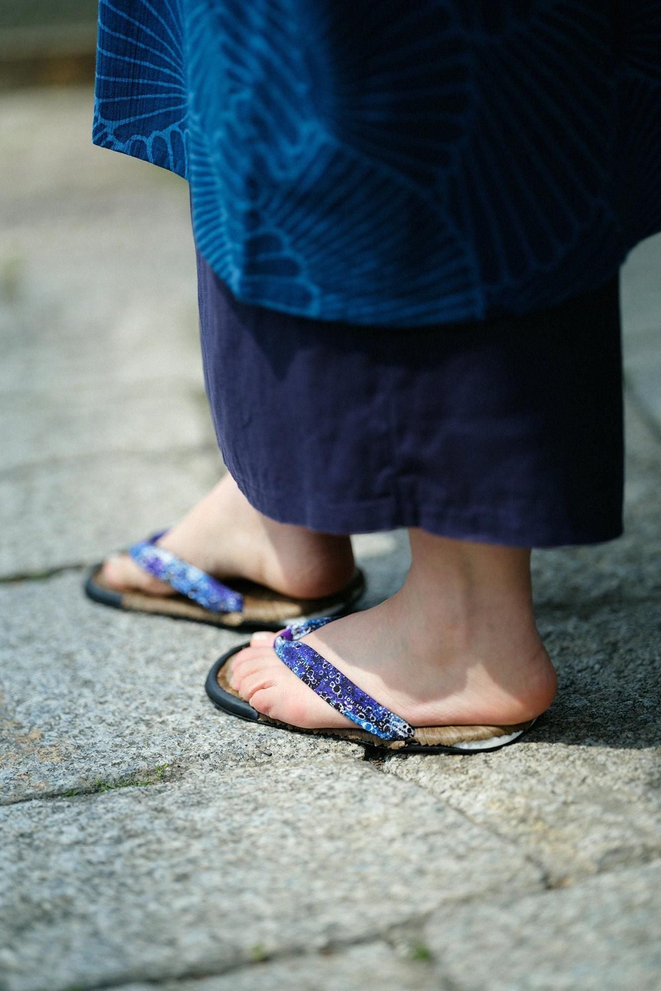 草履あさぶら 烏表/天目(てんもく)