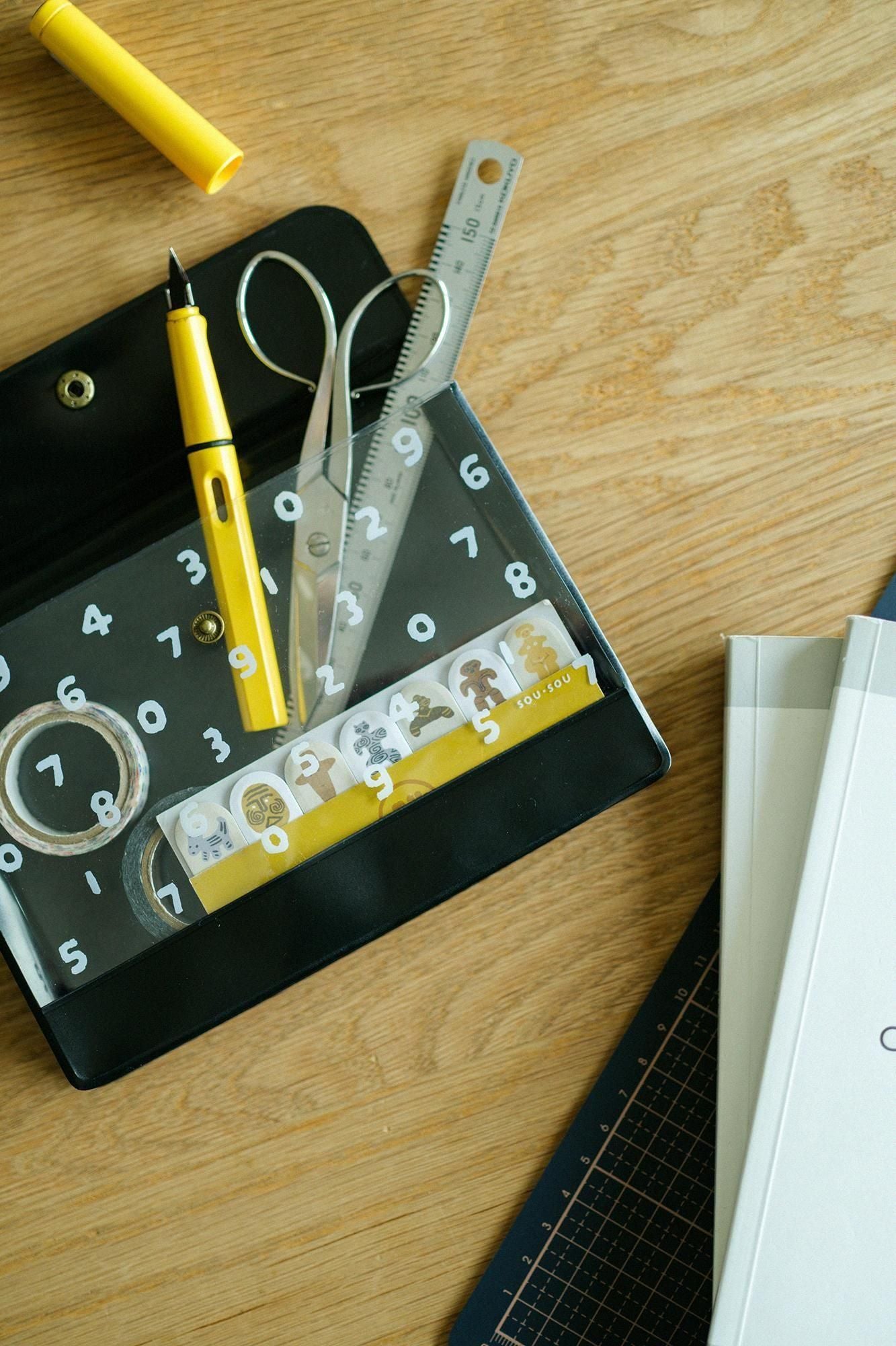 Sou ・ Sou × PHP Research Institute PVC Pouche / So-Su-u noir