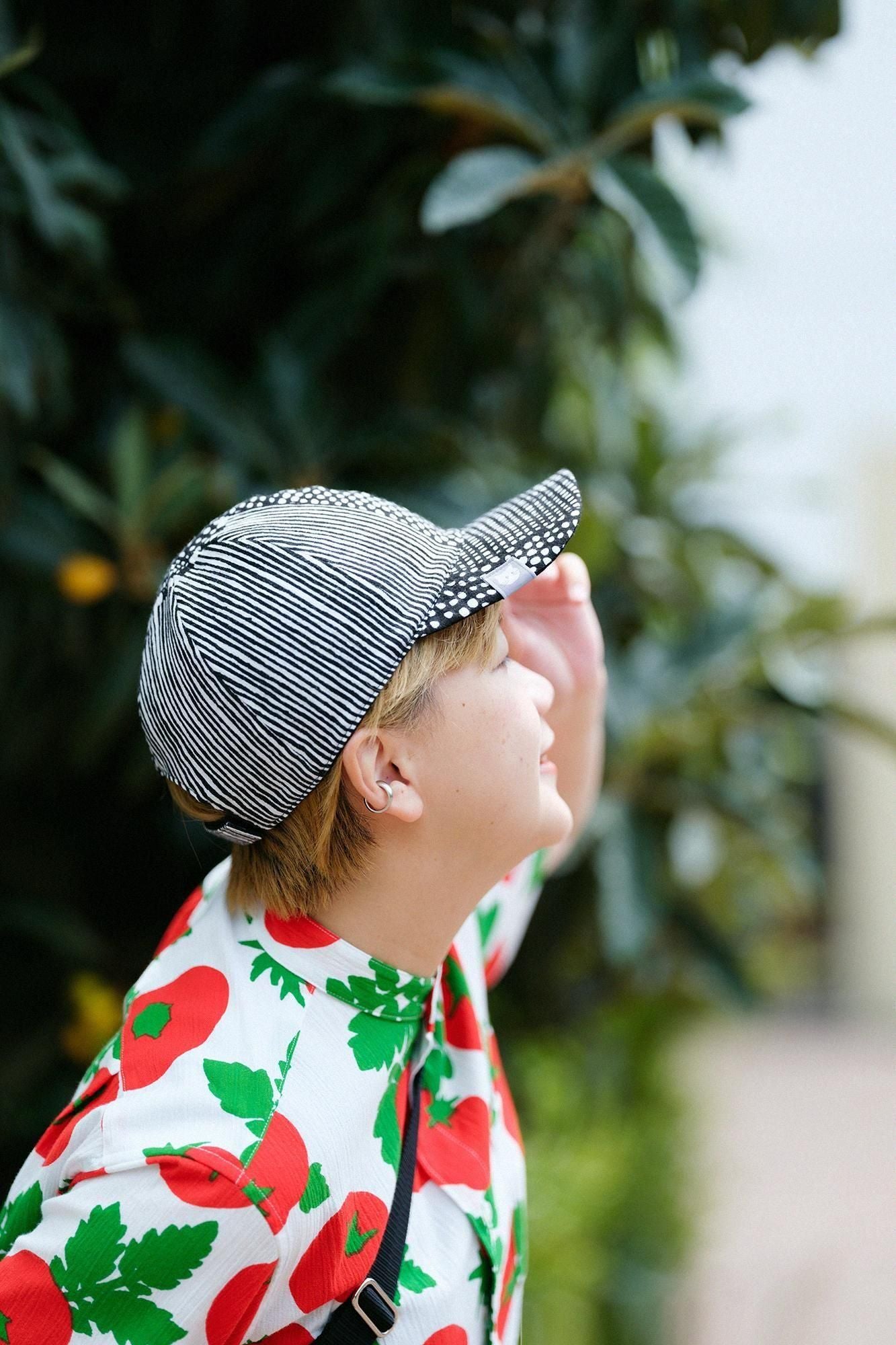 高島縮棉 20/20雙面用鴨舌帽/點線墨黑色