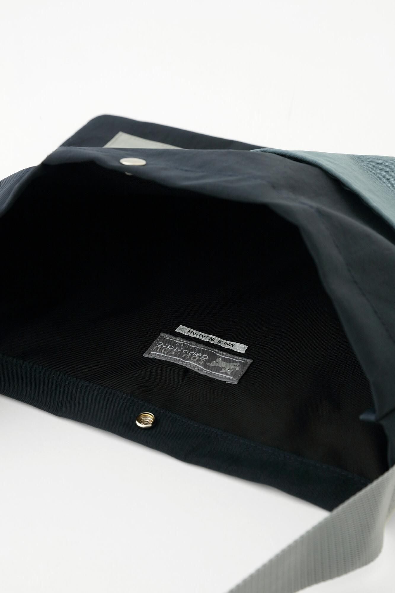 나일론 사코슈/해군