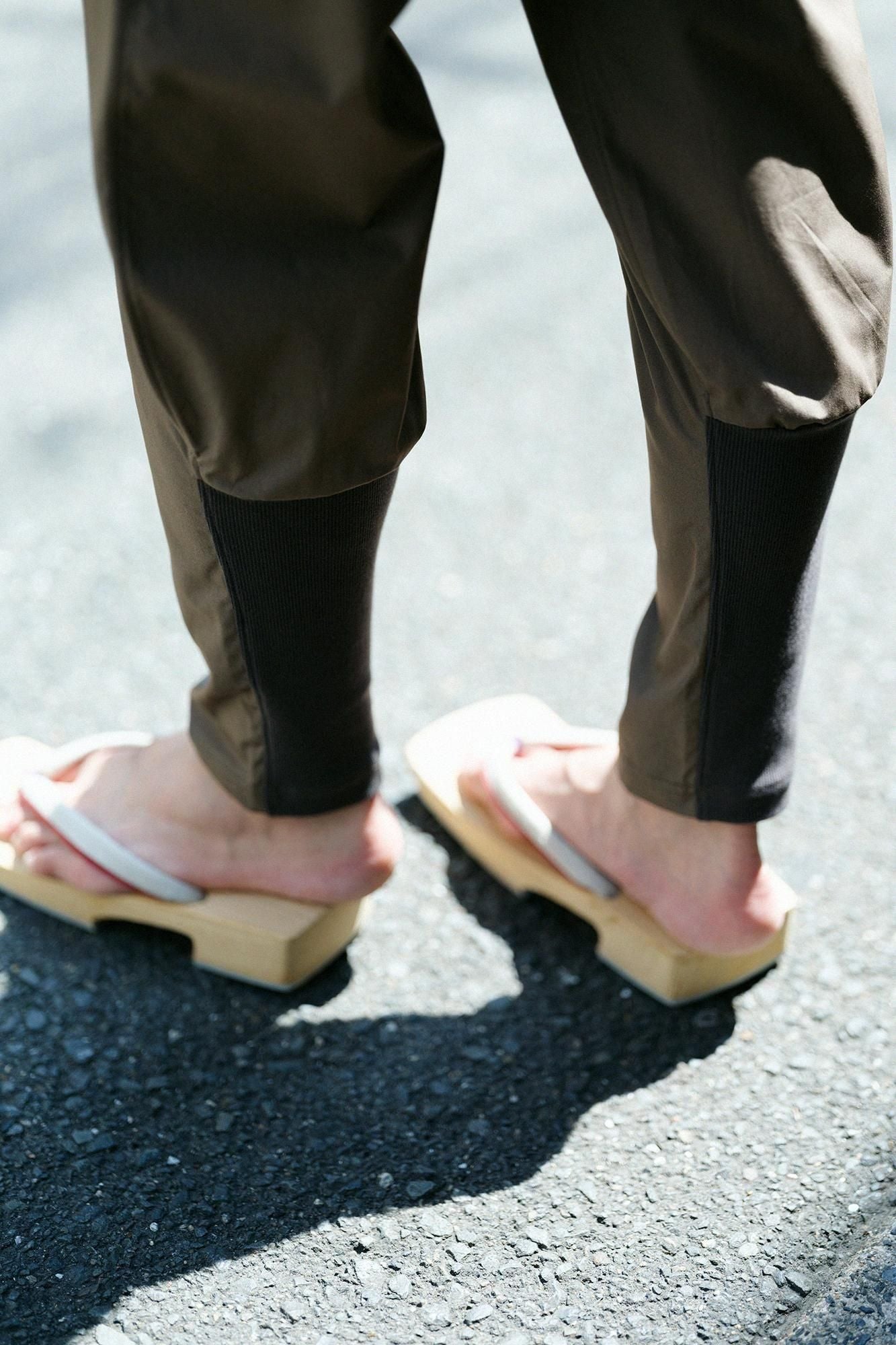 Long Staple Cotton Typewriter Cloth Harem Pants / Deep Tea Brown