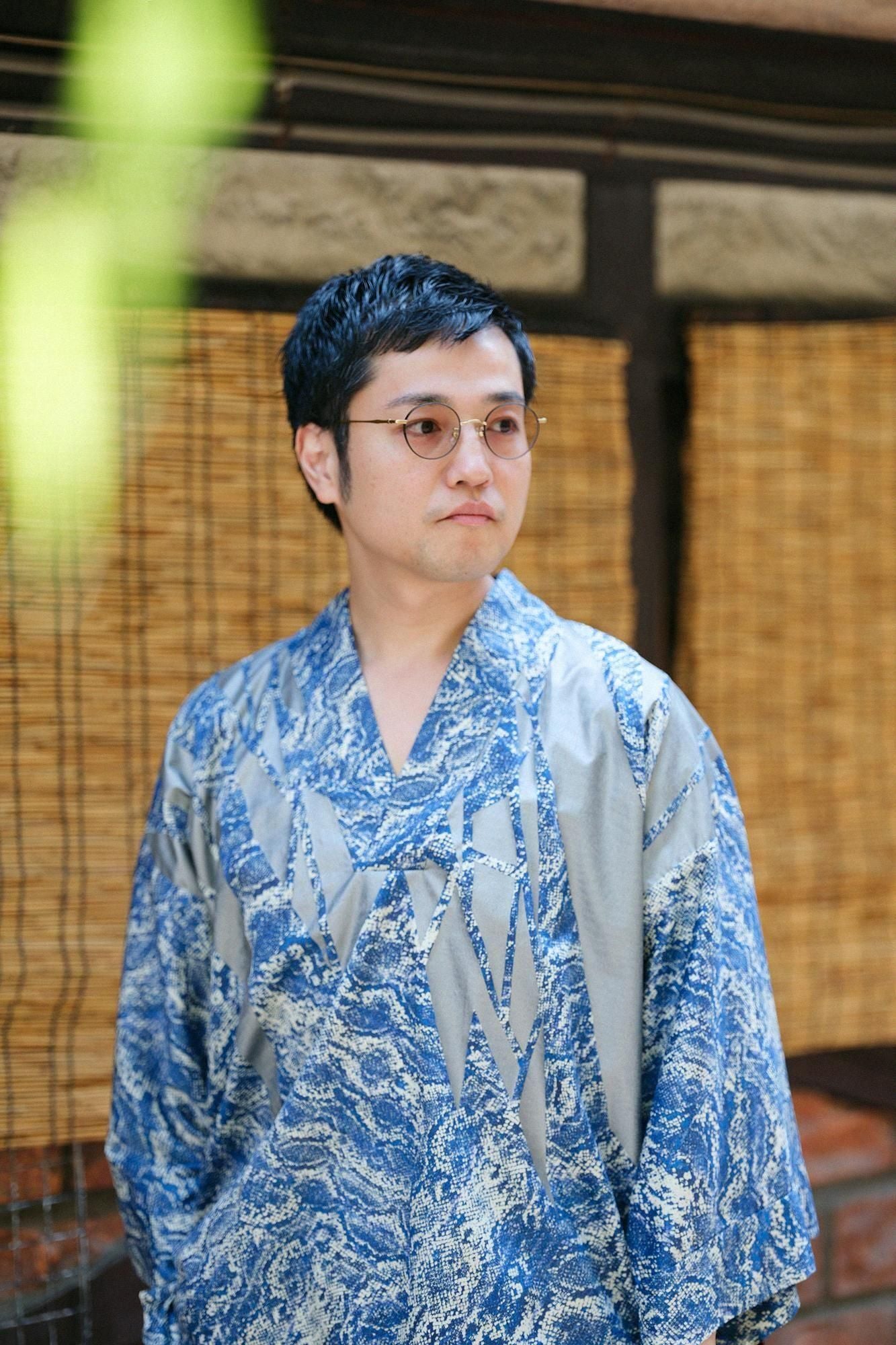 缎纹 (fuuubi) 内衣 (shini) 颈纹 (kubinukimonyo)/薄冰风景 (usurabigeshiki) 青金石 (ruli color)