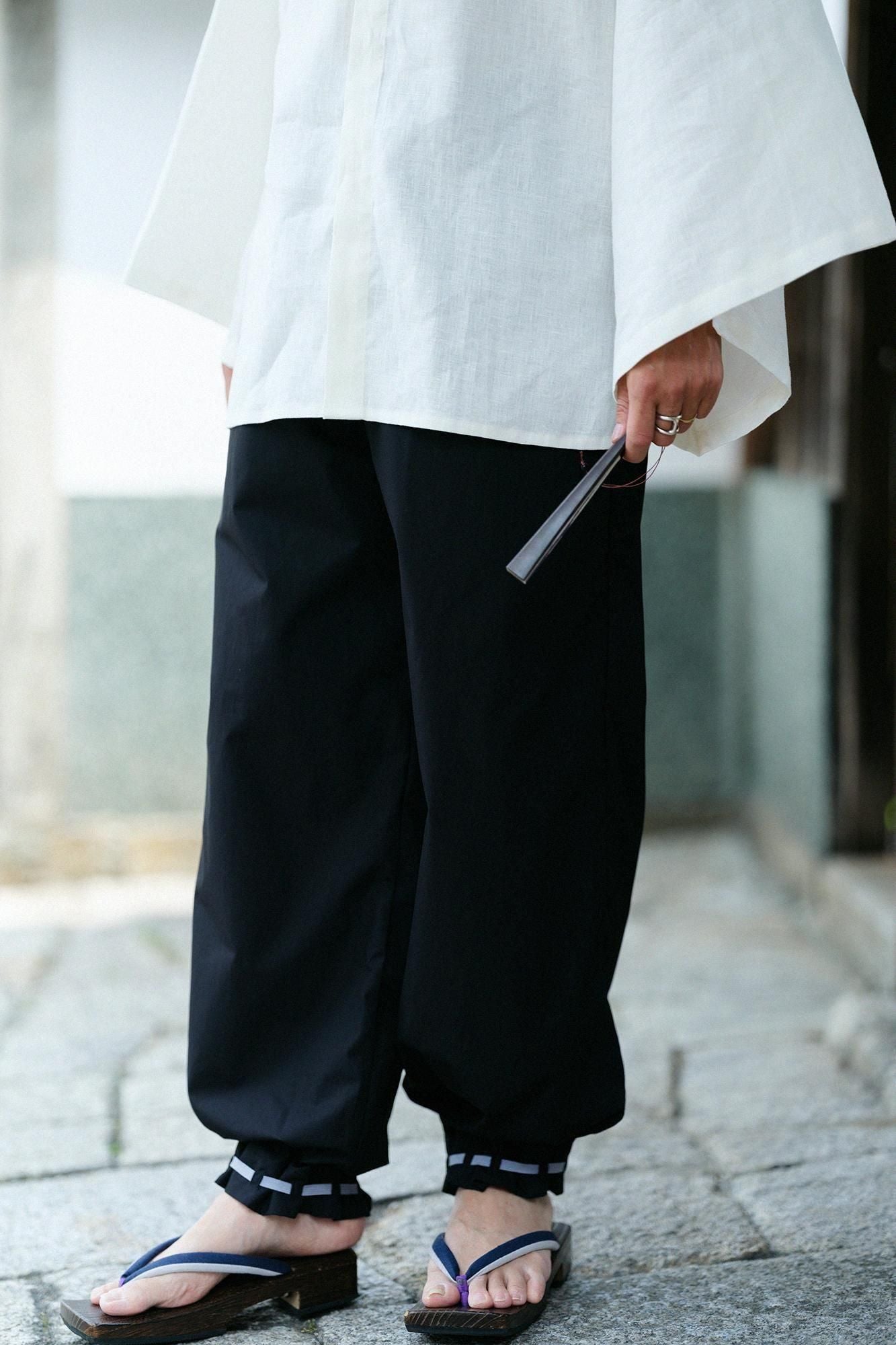 タイプライタークロス 宮中裾(きゅうちゅうすそ)/濡羽色(ぬればいろ)