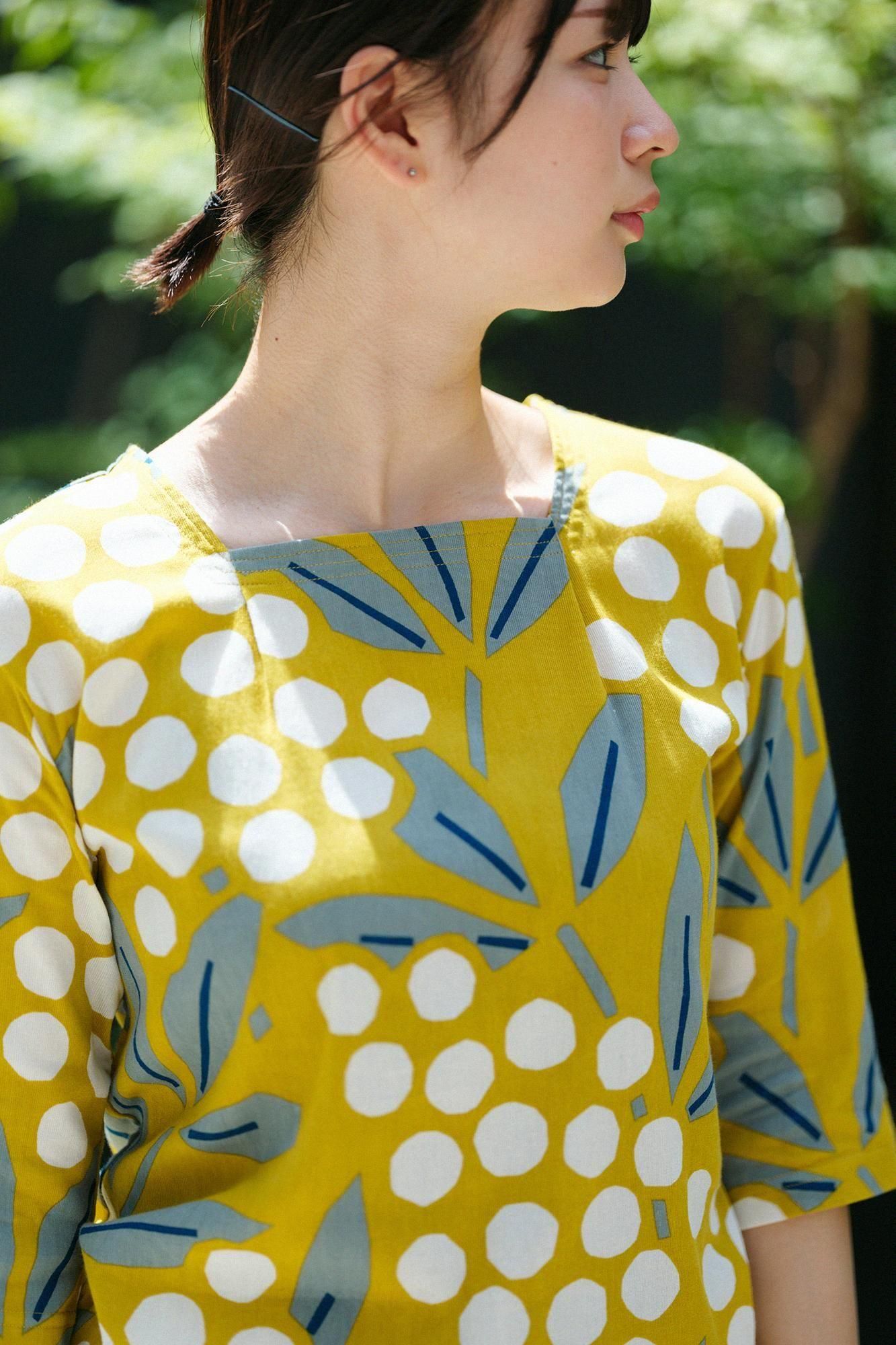 Chizimi Cotton 40/40 Square Neck Shirt Elbow Length Sleeve / Nandina Bamboo