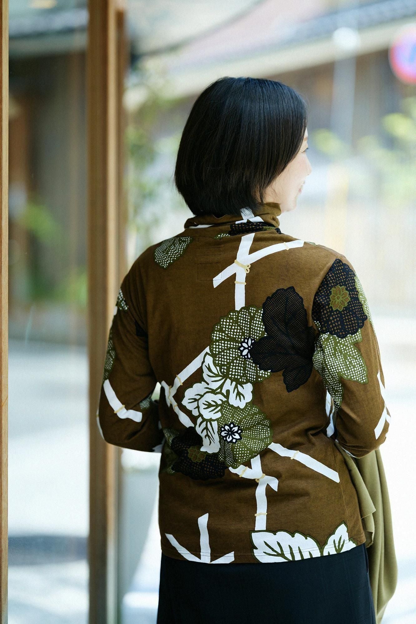 衿巻ジバン/籬菊模様(まがきぎくもよう) 写し(うつし) 憲法色(けんぽういろ)