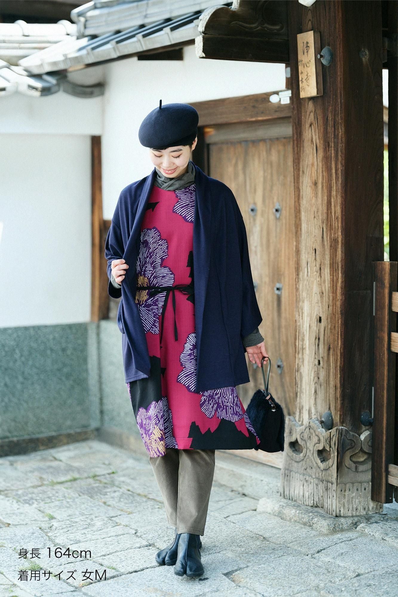 Shin Corduroy Slightly Slim-type Leggings Pants / Brownish Olive Green