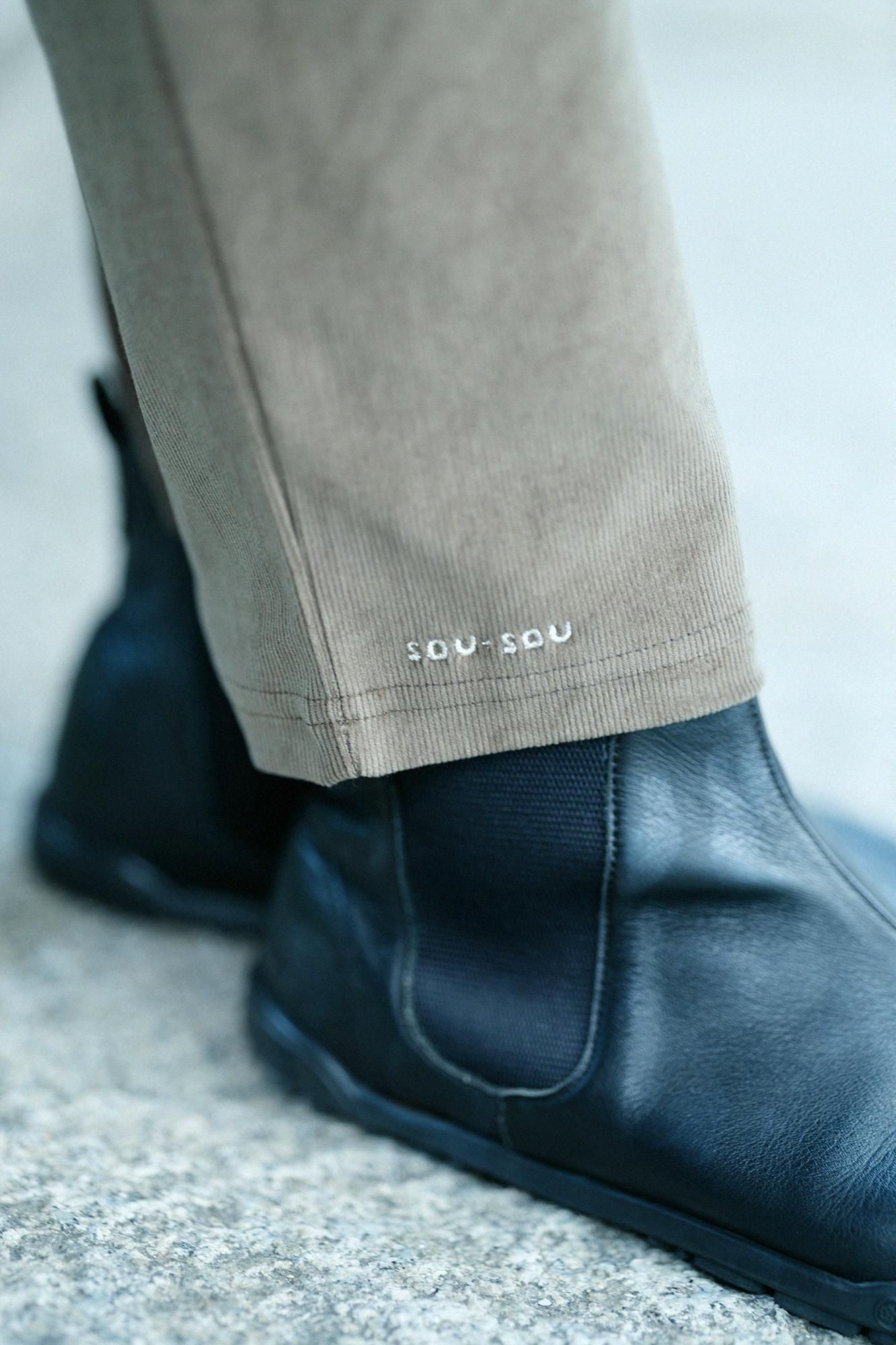 Shin Corduroy Slightly Slim-type Leggings Pants / Brownish Olive Green