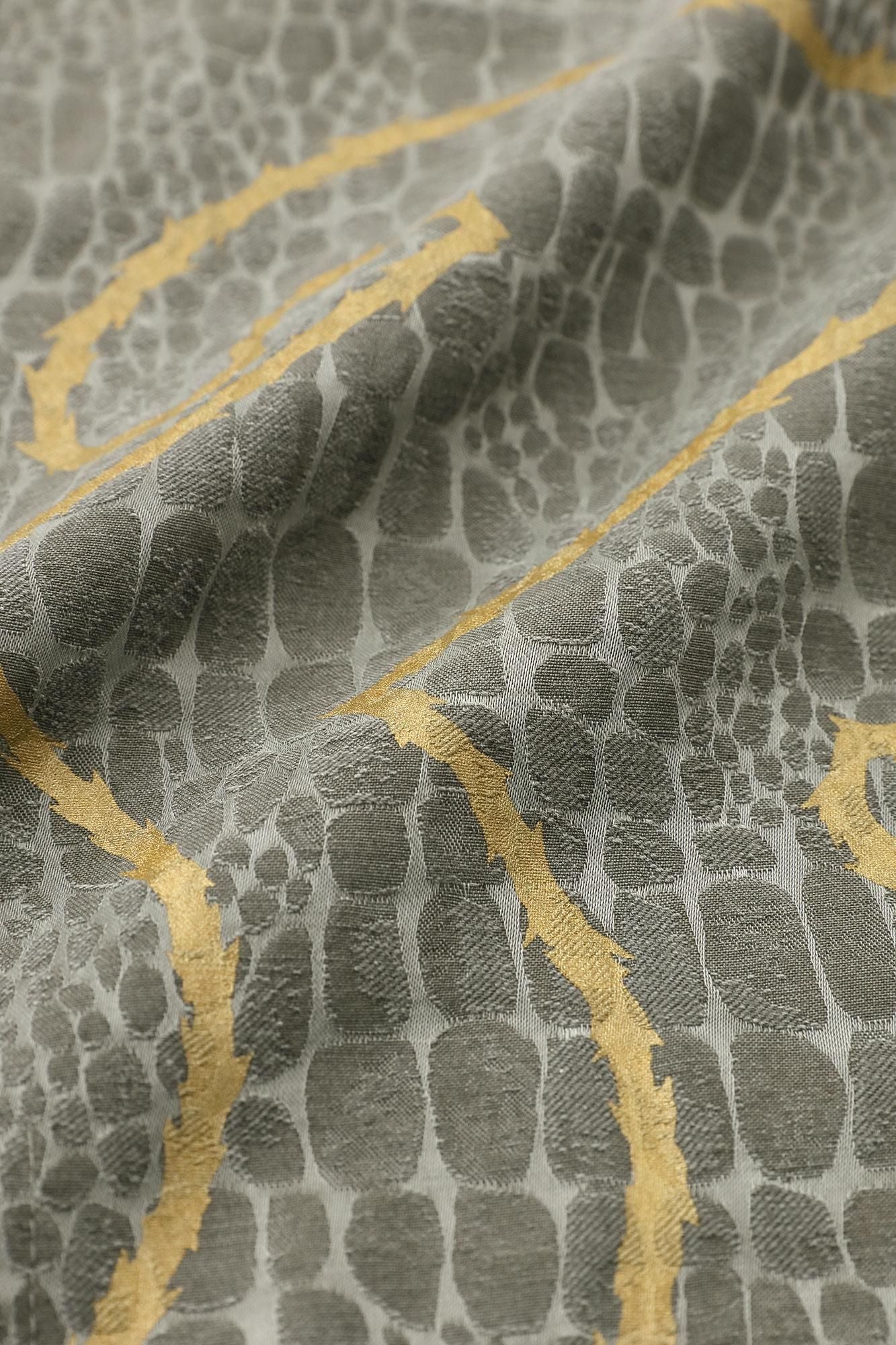 Snake-spotted Shinshu Kimono Sleeve Blouse / Many Waves