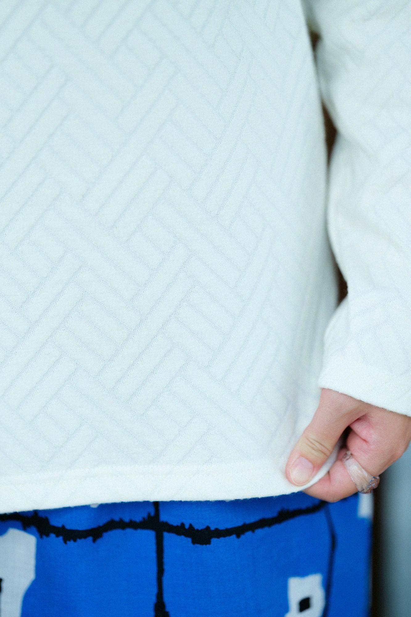 雙層緹花 高領上衣/鳥白色