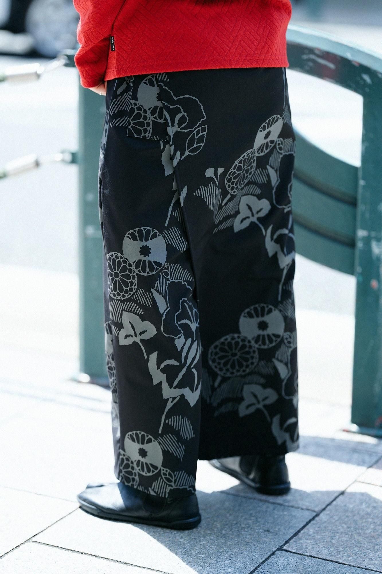 Merino Wool Twill Weave Wrap Hakama Pants / Yamafuuga Black