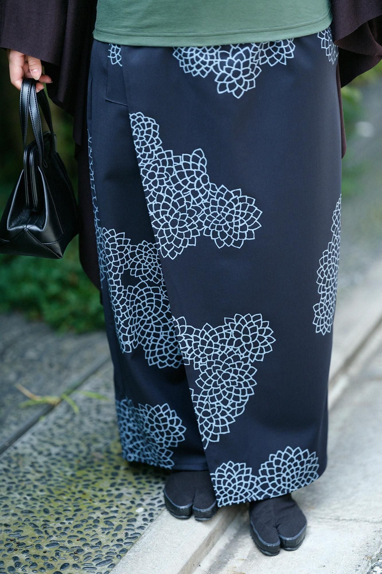 美麗諾羊毛 斜紋織 和服褲裝/雲間菊 暗藍色