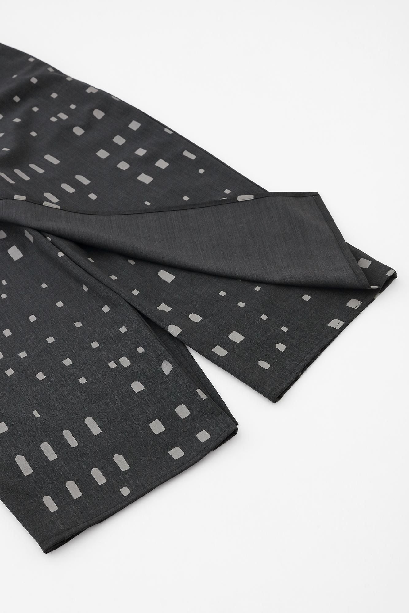 Tissage sergé de laine mérinos Tsutsushita/fenêtre couleur Decharcoal