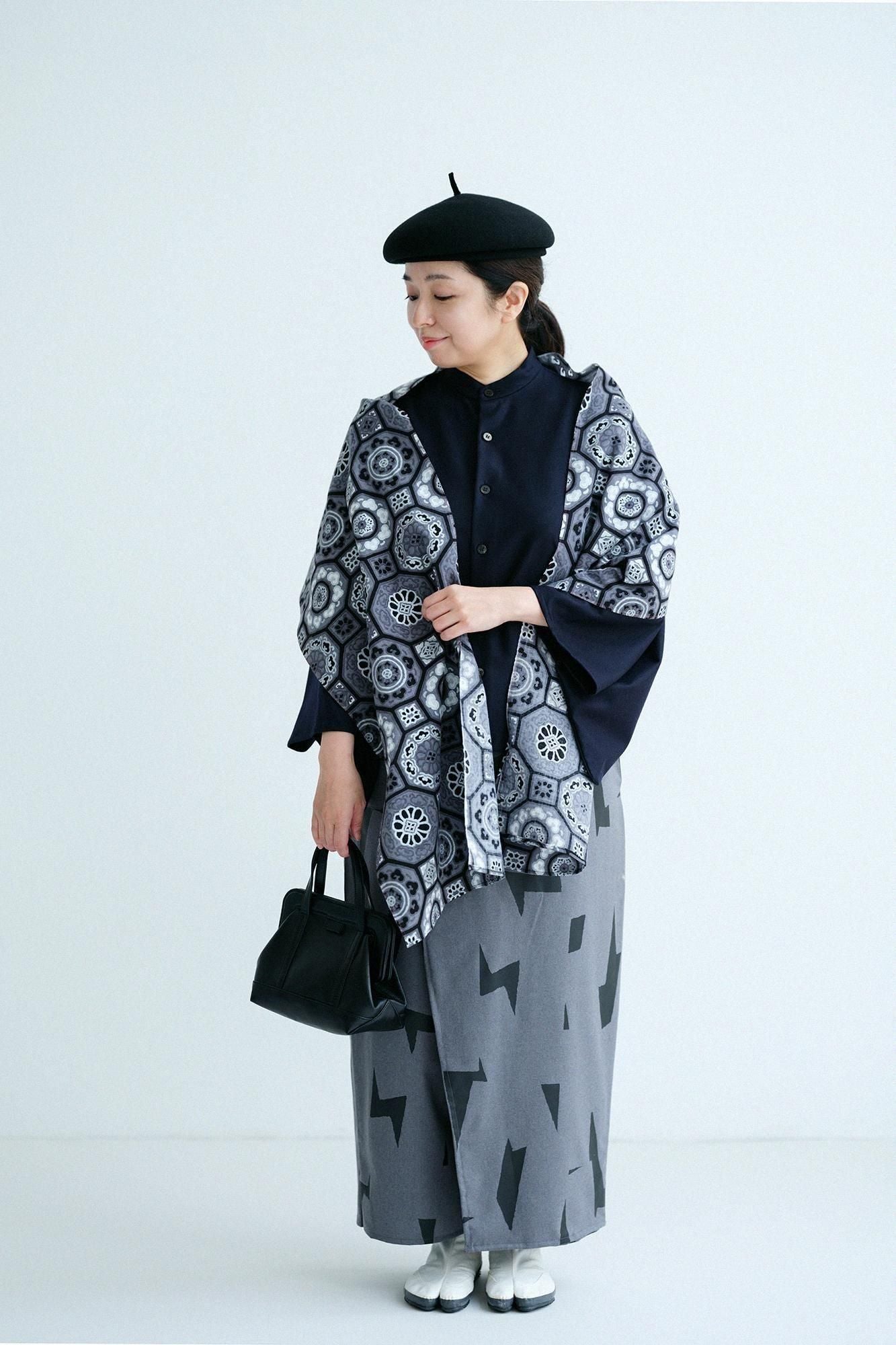 Isemomen Cotton Scarf / Gorgeous Charcoal Grey