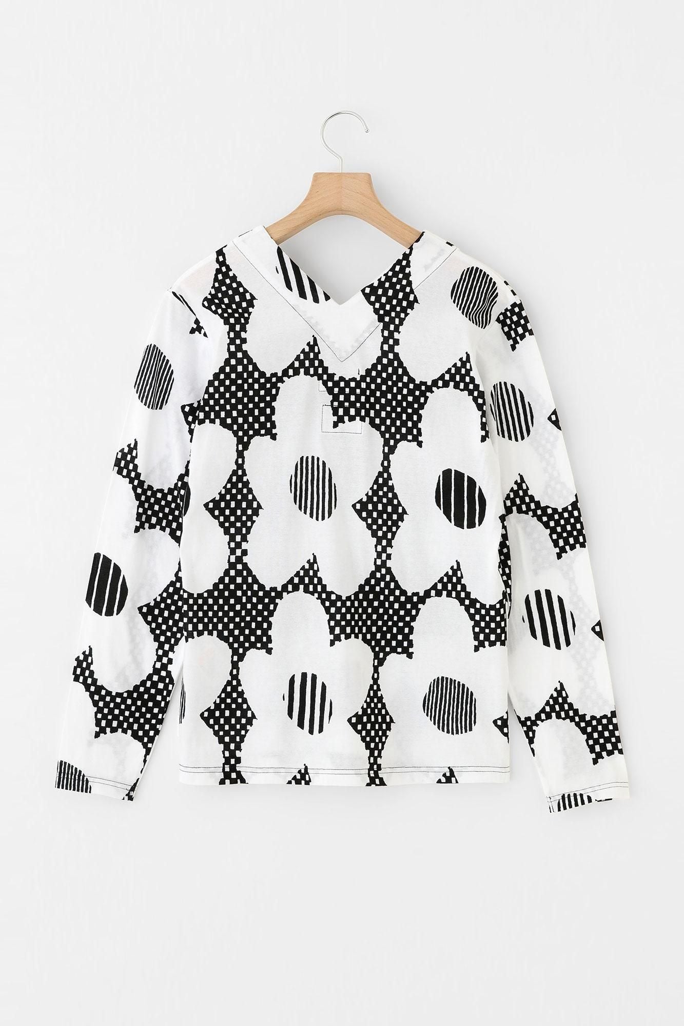 V-neck Shirt Long Sleeve / Floral Pattern