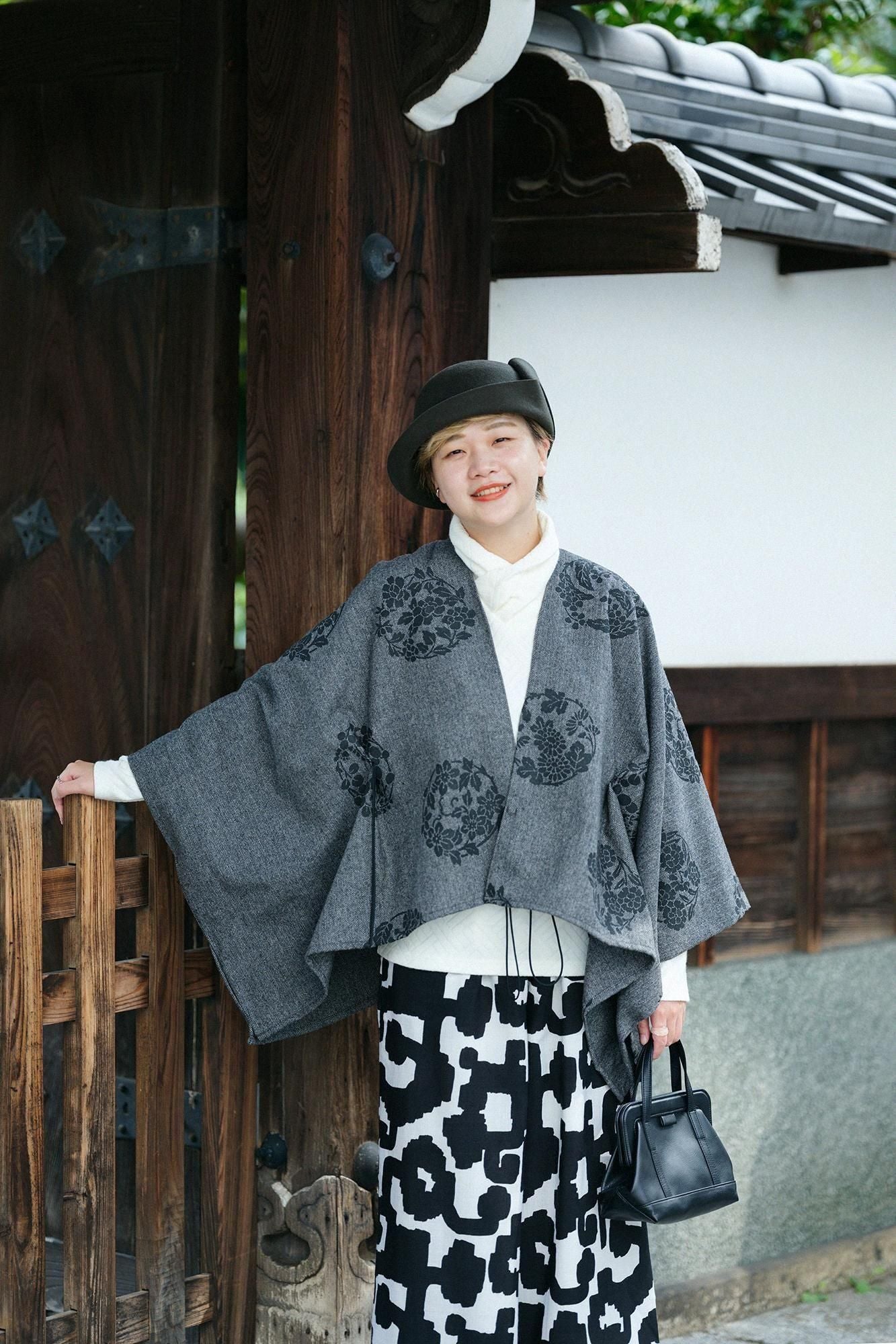 트위드 스기아야오리 키사라기 짧은타입(미지카타케)/하나마루 문양 치라시와 여백 리드 색상