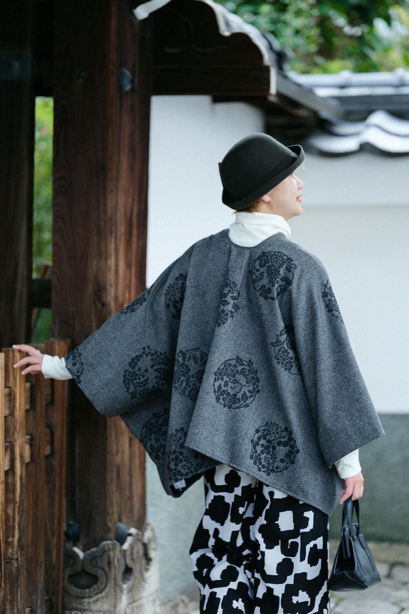 트위드 스기아야오리 키사라기 짧은타입(미지카타케)/하나마루 문양 치라시와 여백 리드 색상