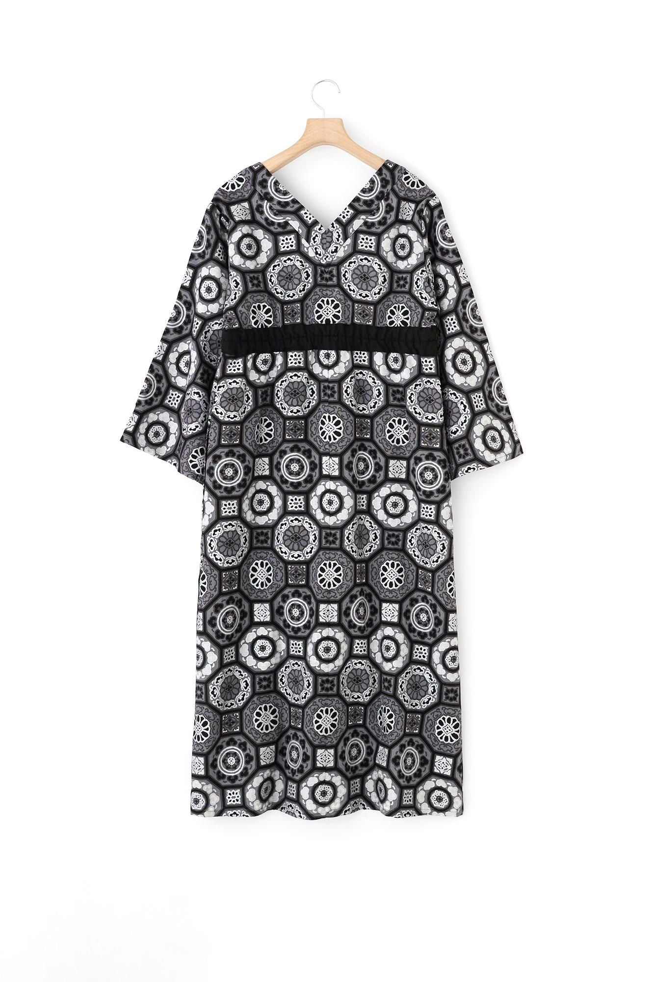 モスリン みたて衣/華麗(かれい) 濡羽色(ぬればいろ)