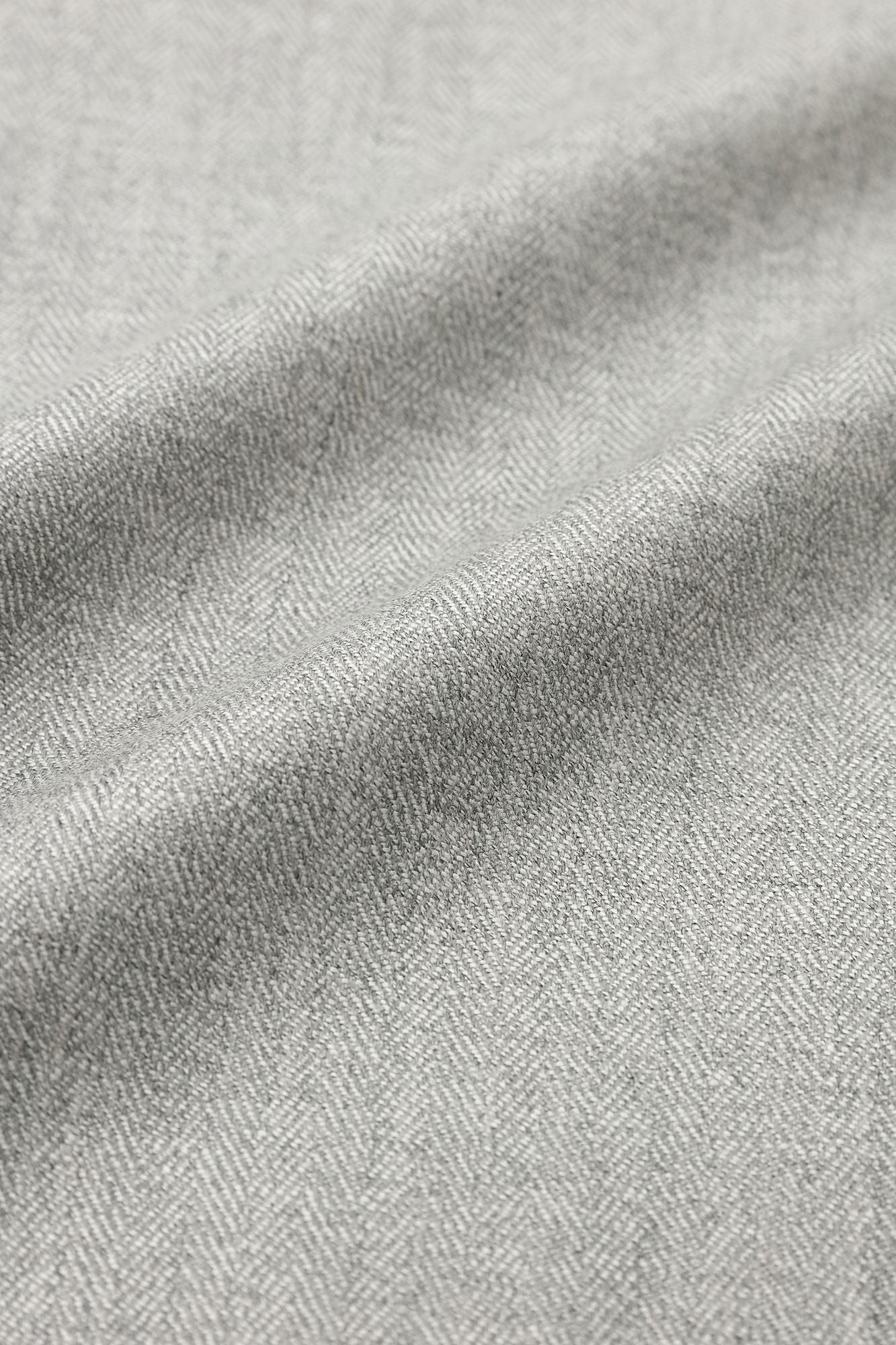 ウールレーヨン 杉綾織(すぎあやおり) はつき/素鼠(すねず)