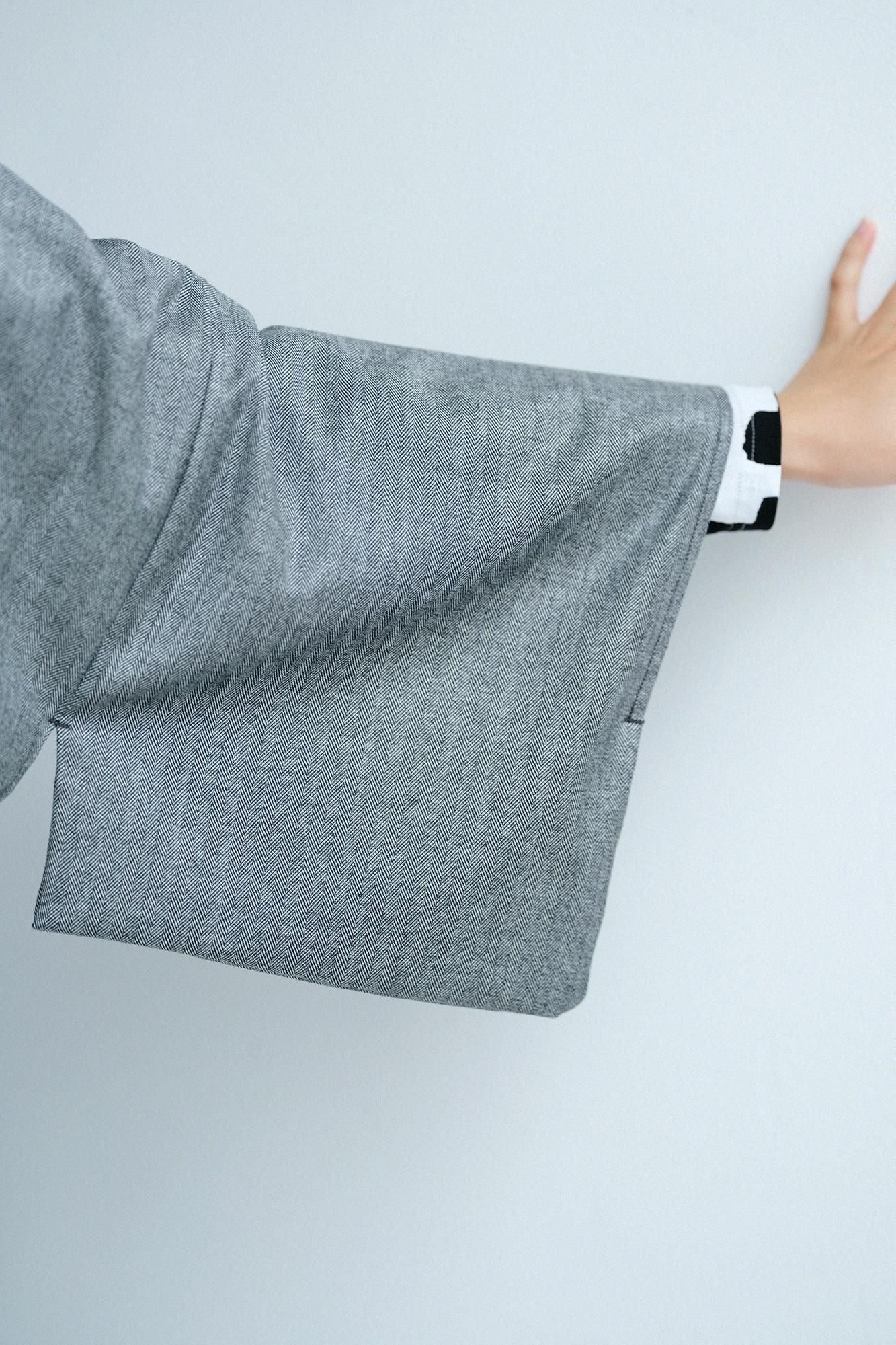 羊毛人造絲 人字形斜紋織 外披/深灰色