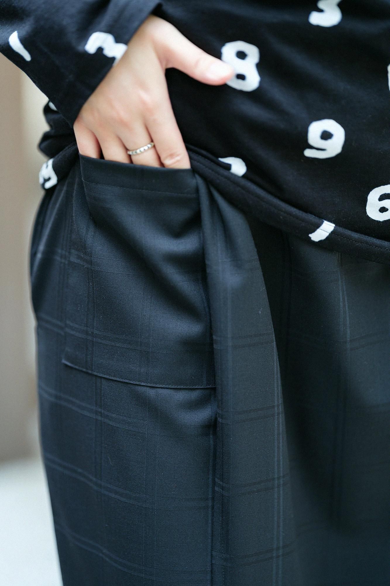 梳毛×Solotex(R)斜紋織 和服褲裝/黑色