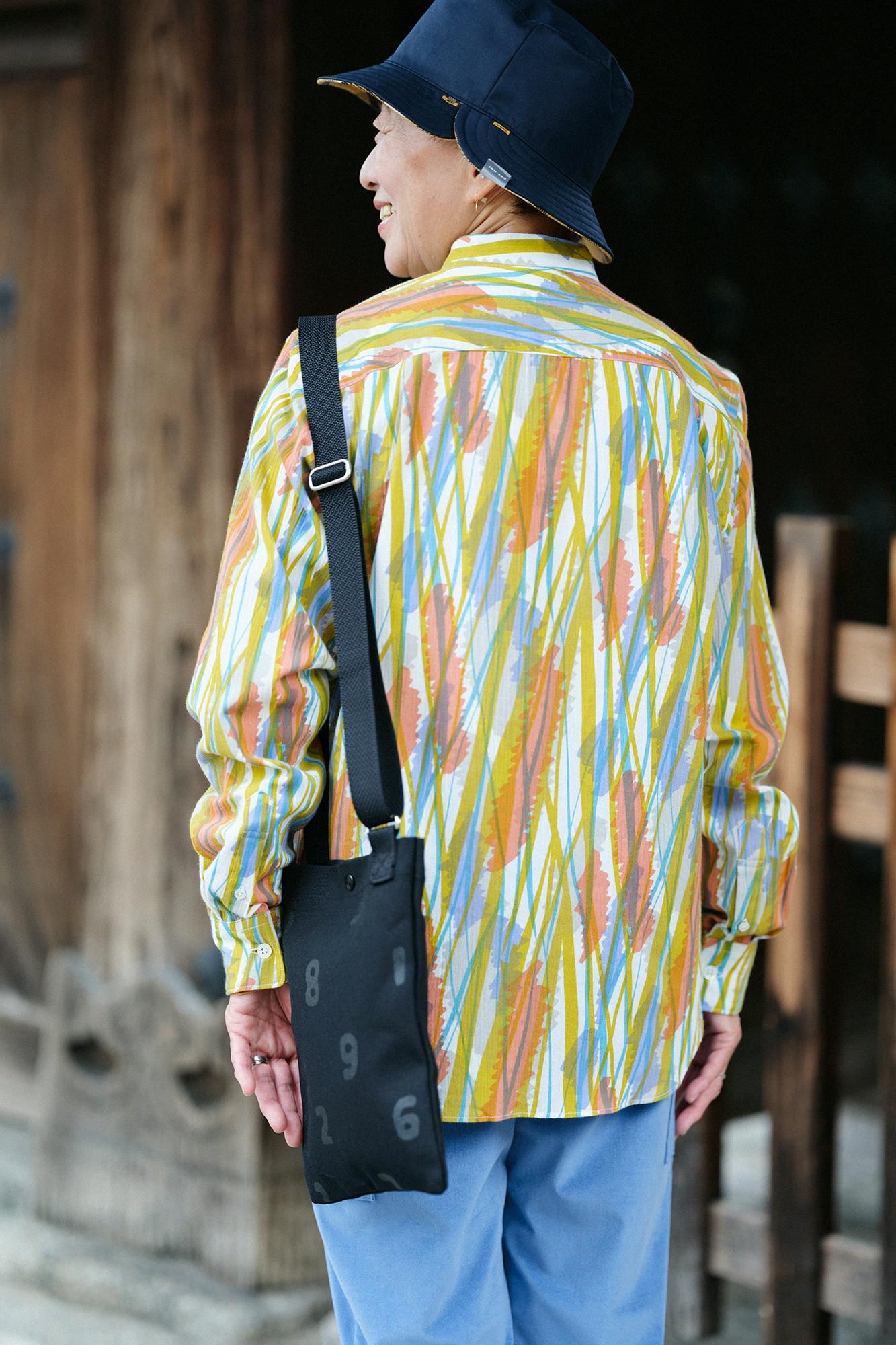 高島縮 20/20 スタンドカラーシャツ/なびく