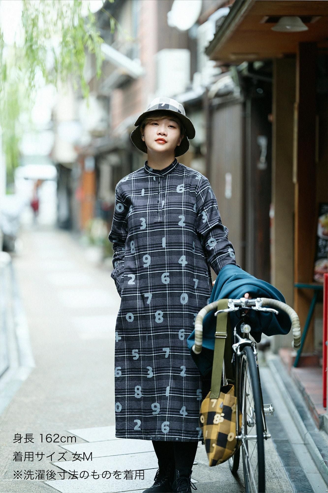 超长棉质格纹 H.N.BIKE 连衣裙/SO-SU-U 深灰色