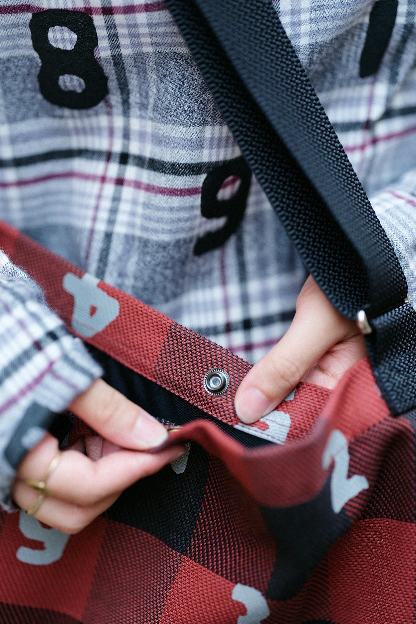 헤비 트윌 체크 사코슈/SO-SU-U 빨간색