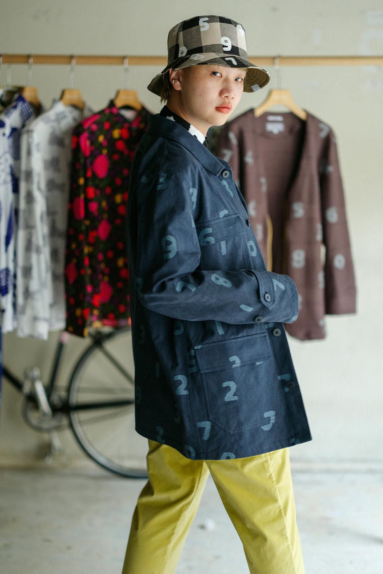 Chapeau de vélo réversible à carreaux en sergé épais/SO-SU-U ivoire