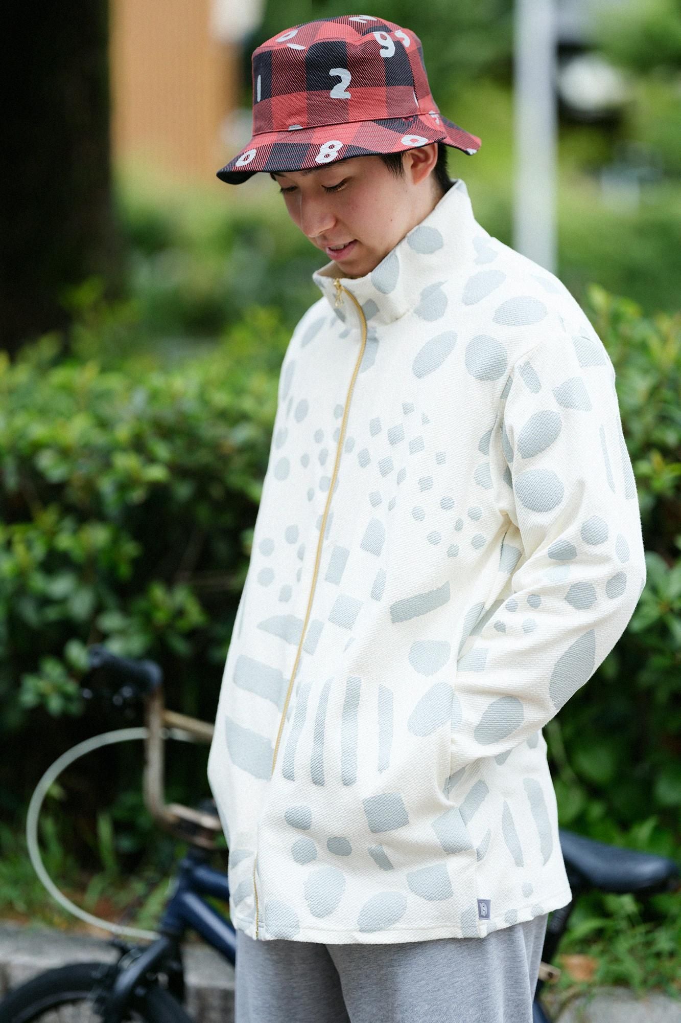 Chapeau de vélo réversible à carreaux en sergé épais/SO-SU-U rouge