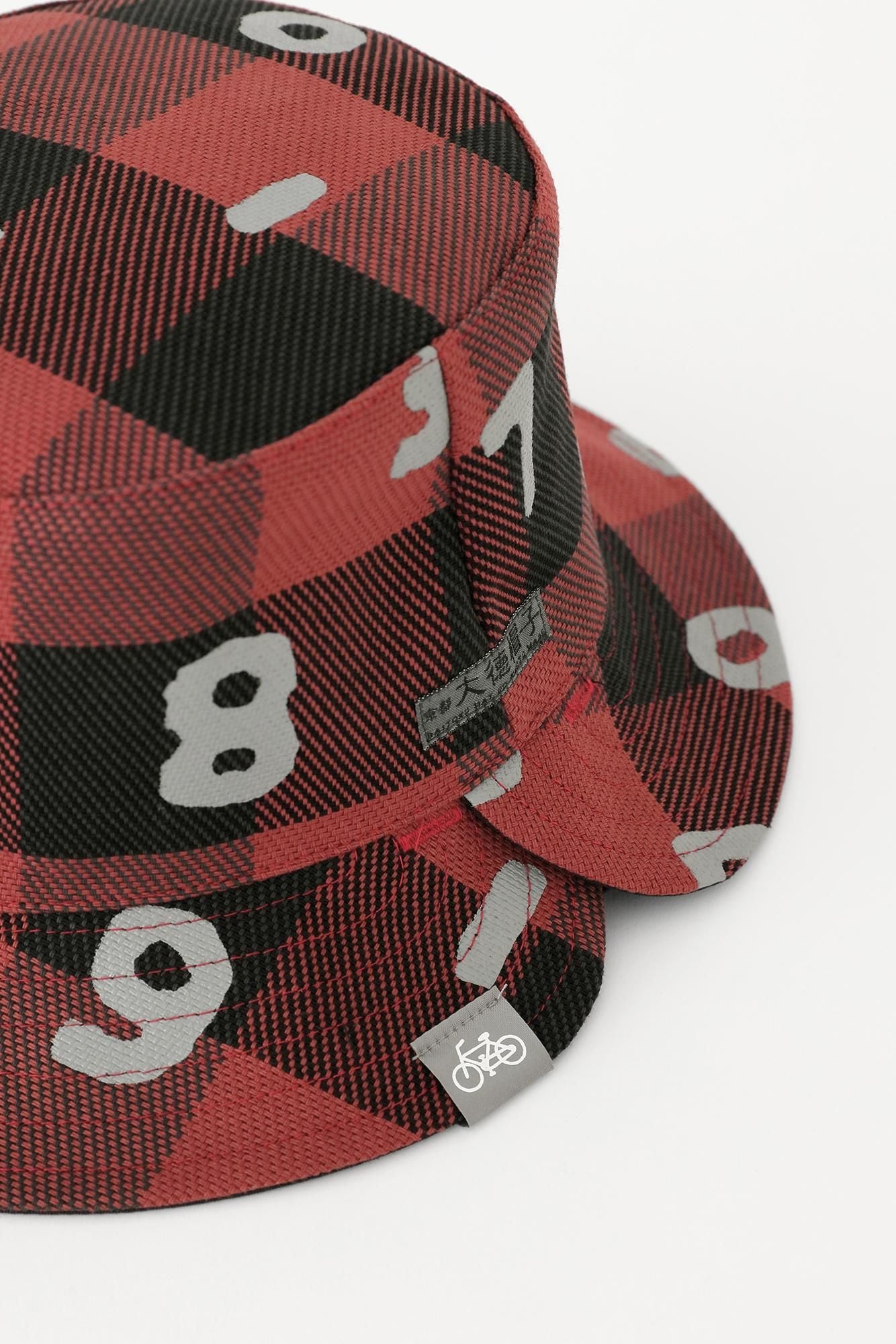 Chapeau de vélo réversible à carreaux en sergé épais/SO-SU-U rouge