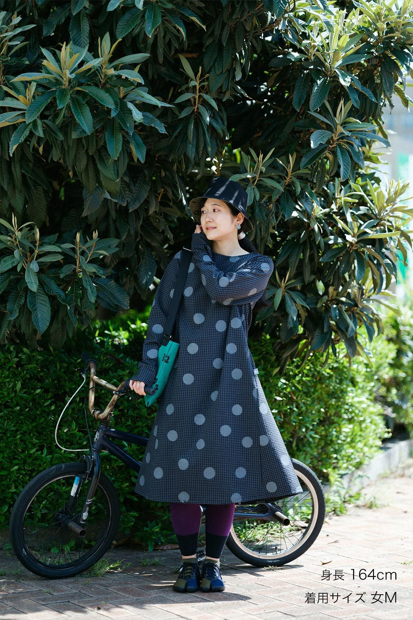 Wool Sucker BIKE One-piece Dress / Polka Dots Mara Gray Black Check