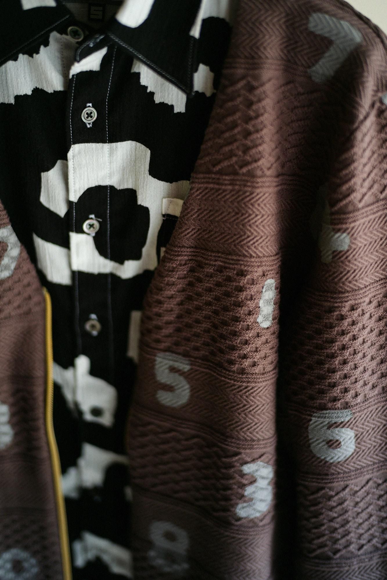 緹花針織V領BIKE夾克/ SO-SU-U十數黄枯茶色