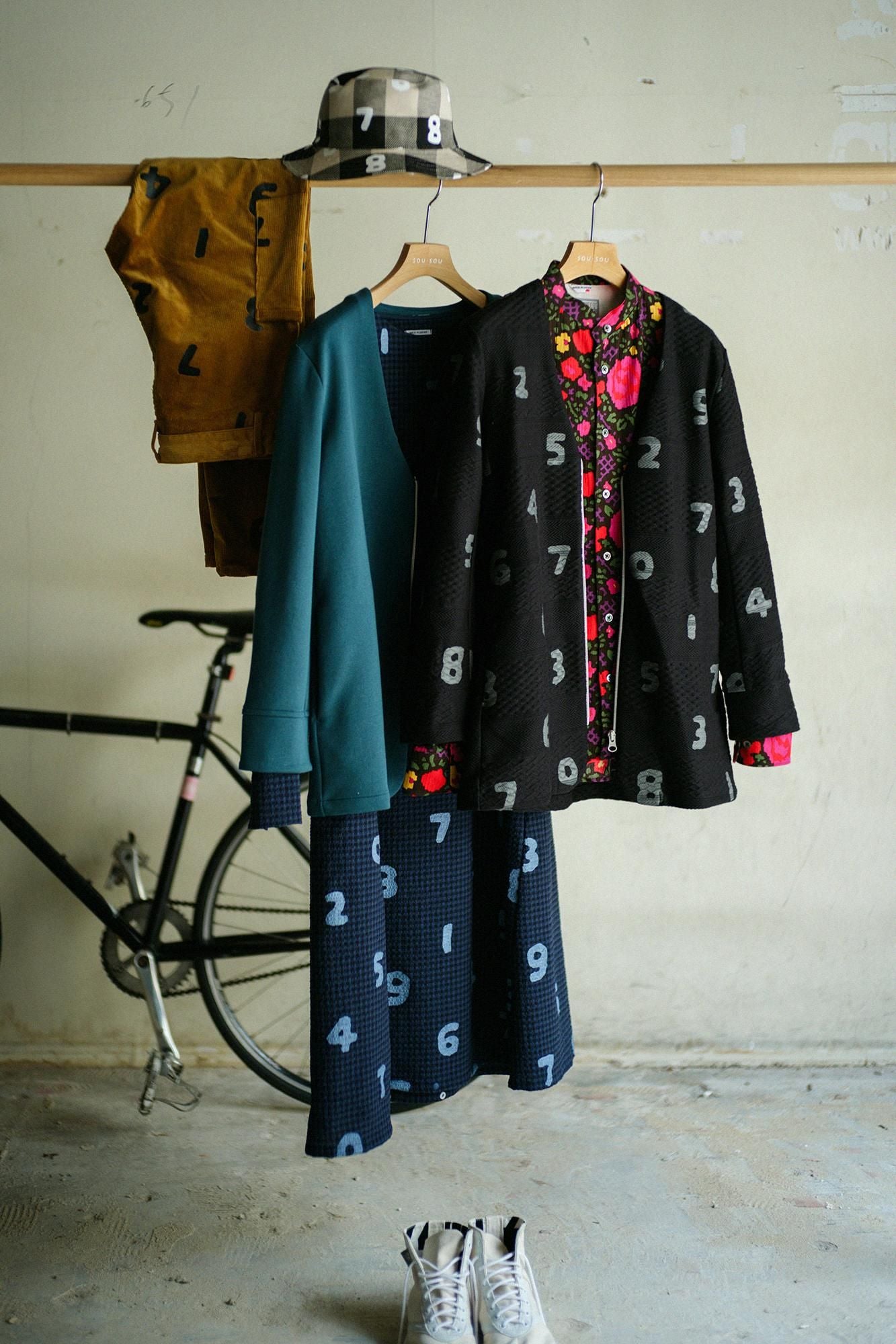 Jacquard Knit Collarless V-neck BIKE Jacket / SO-SU-U Black