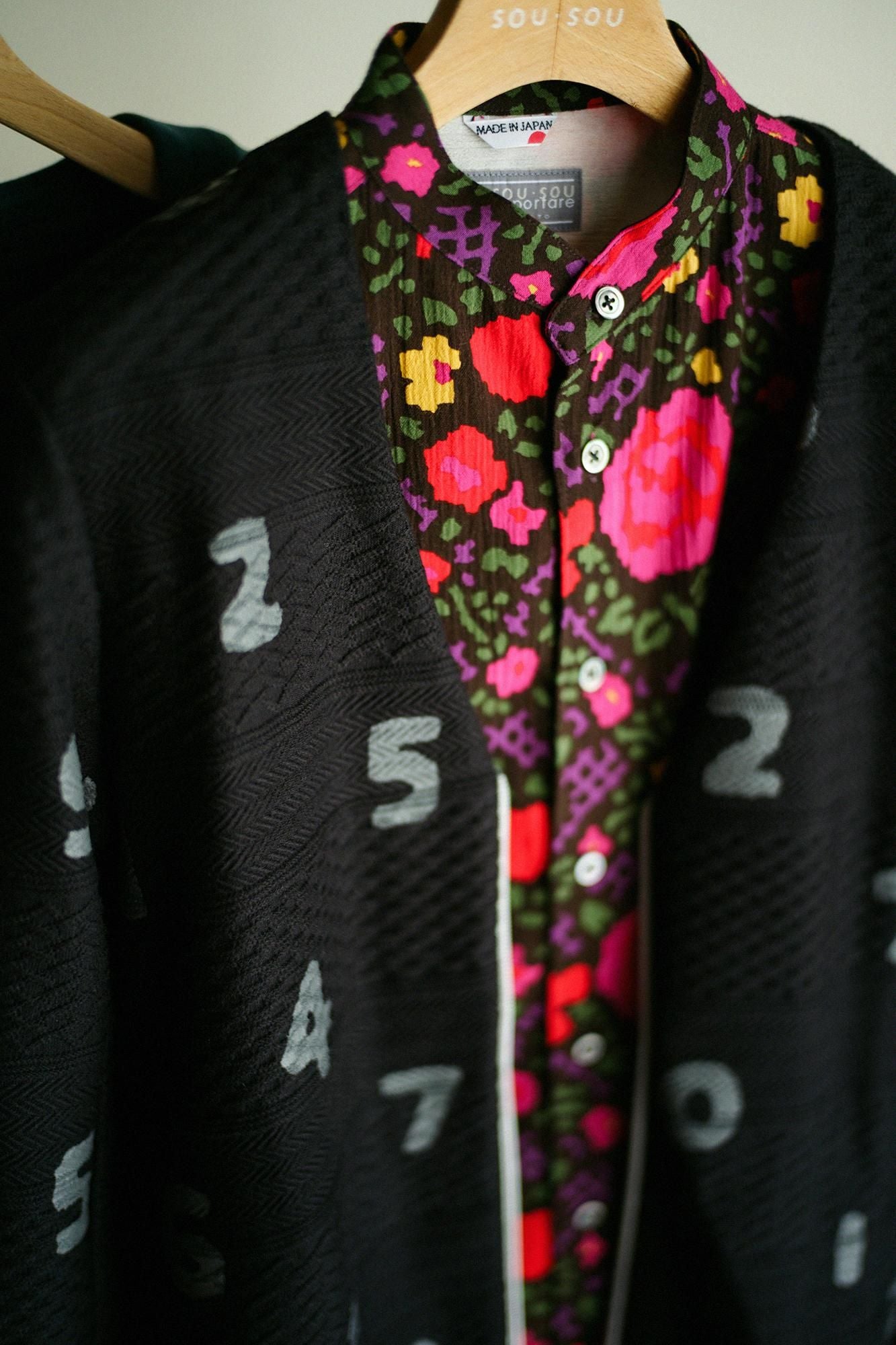 Jacquard Knit Collarless V-neck BIKE Jacket / SO-SU-U Black