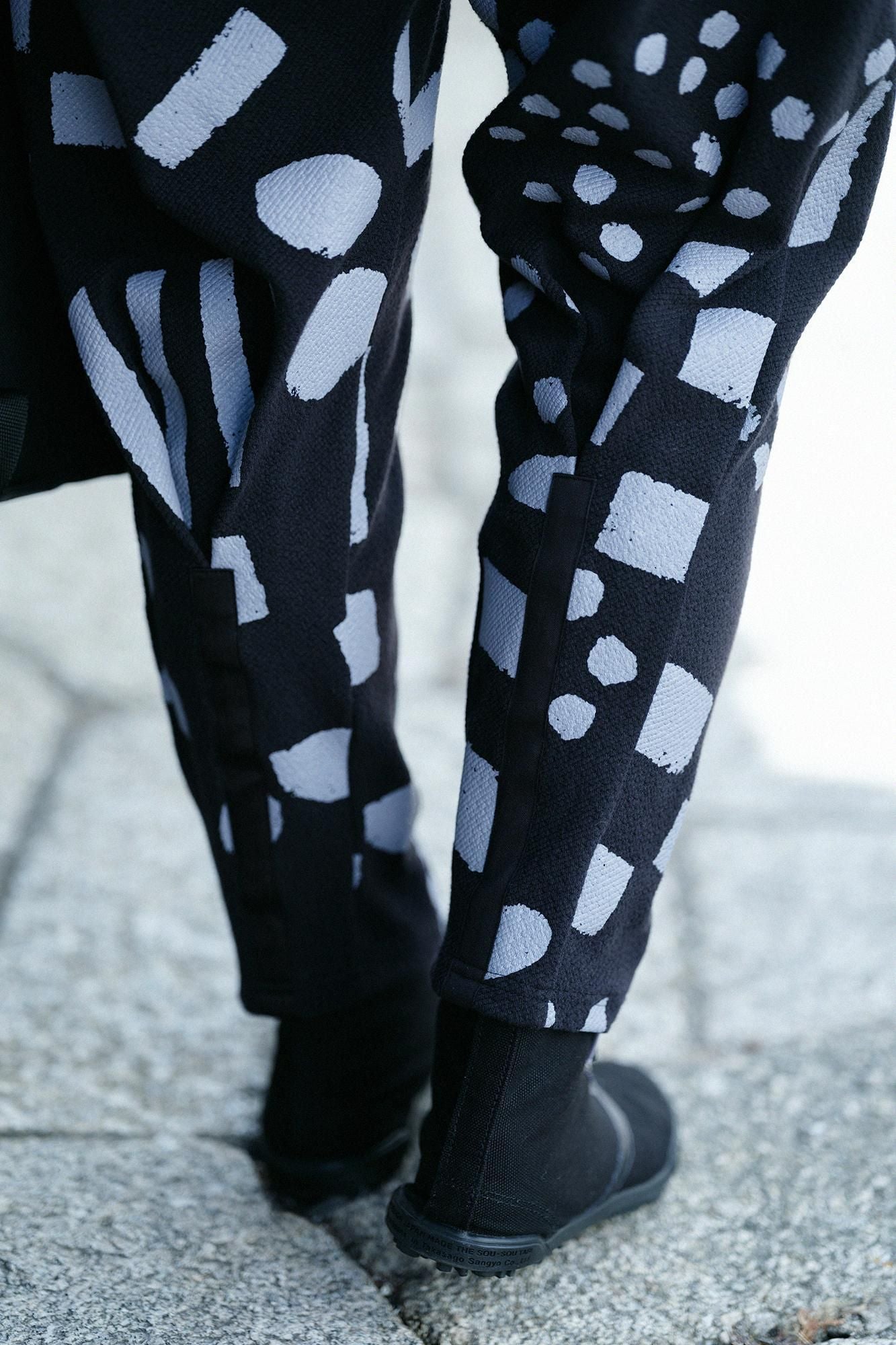 立體壓紋緹花 BIKE 修腿馬術褲/明麗 陽 黑色