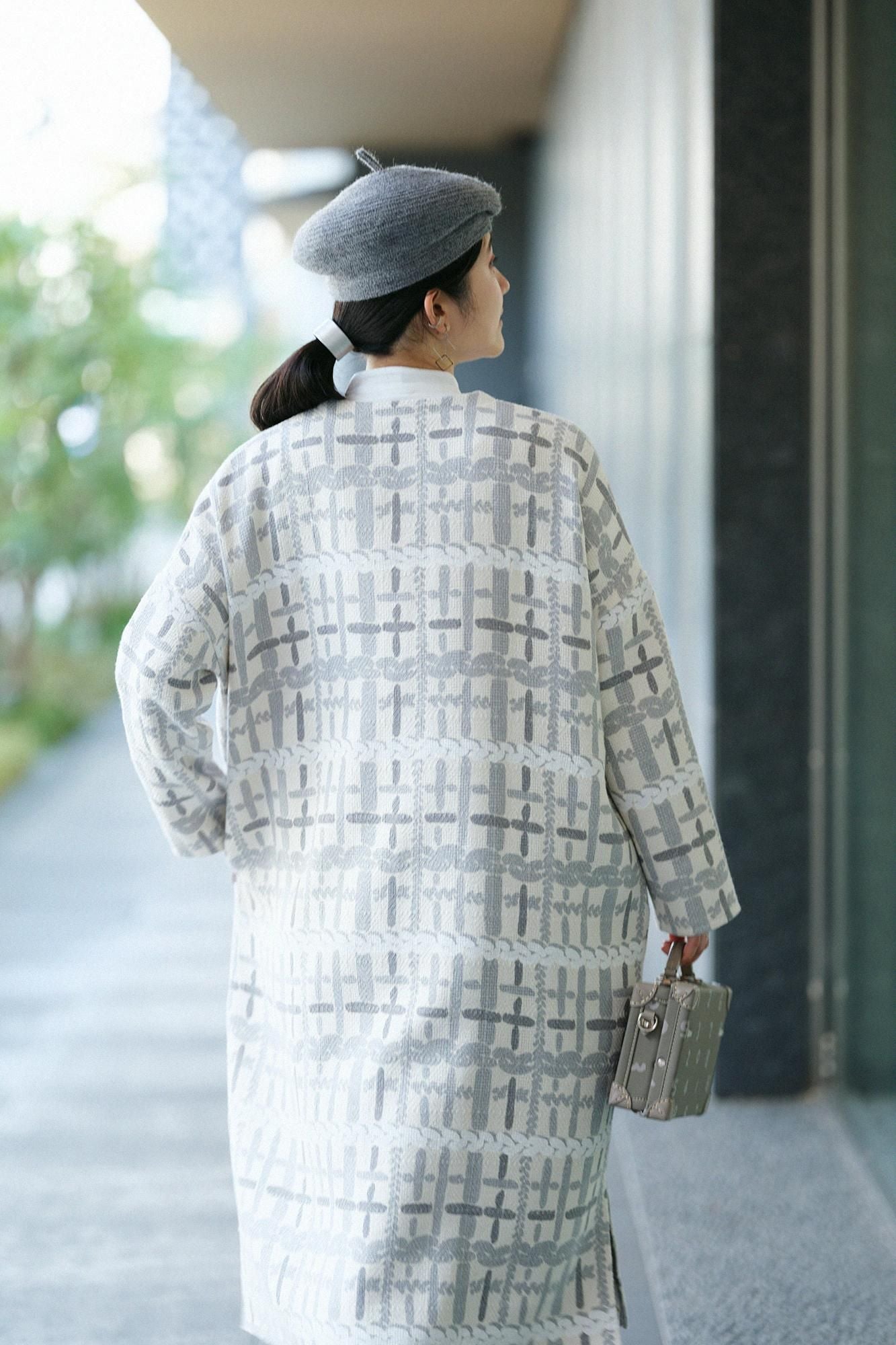 Leichter Mantel aus Baumwollleinen mit Rautenmuster/Komai