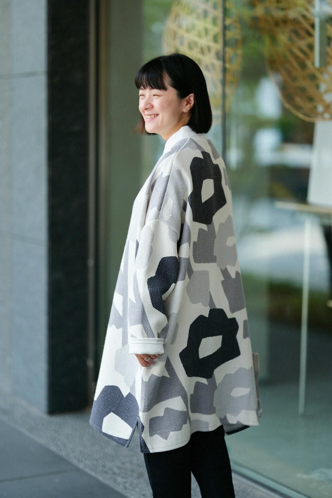 棉麻紡 菱紋樣(菱形用)灯長版上衣大衣/笑容