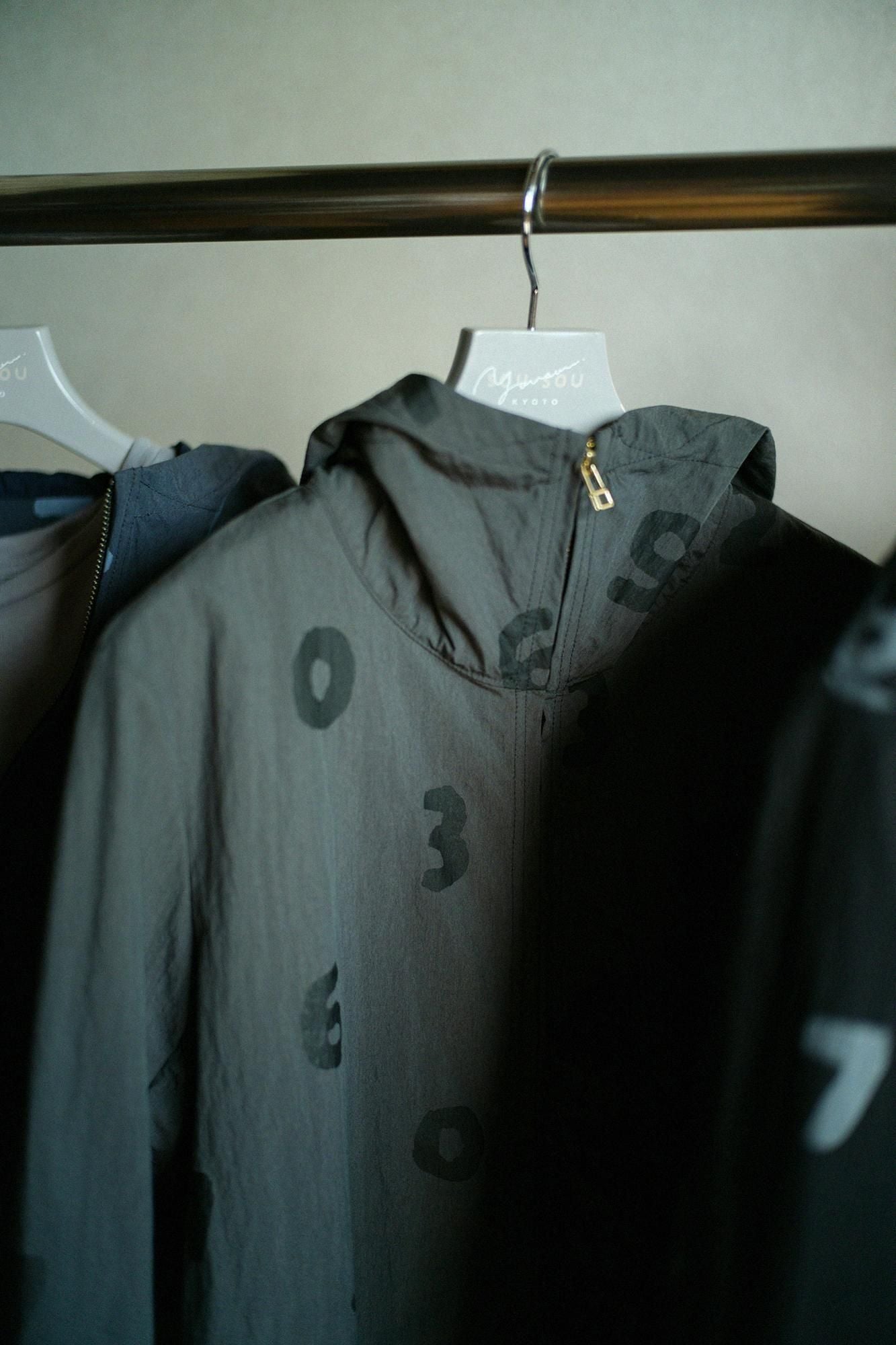 シェルテック(R)ウェザークロス フーディー/SO-SU-U スチールグレー