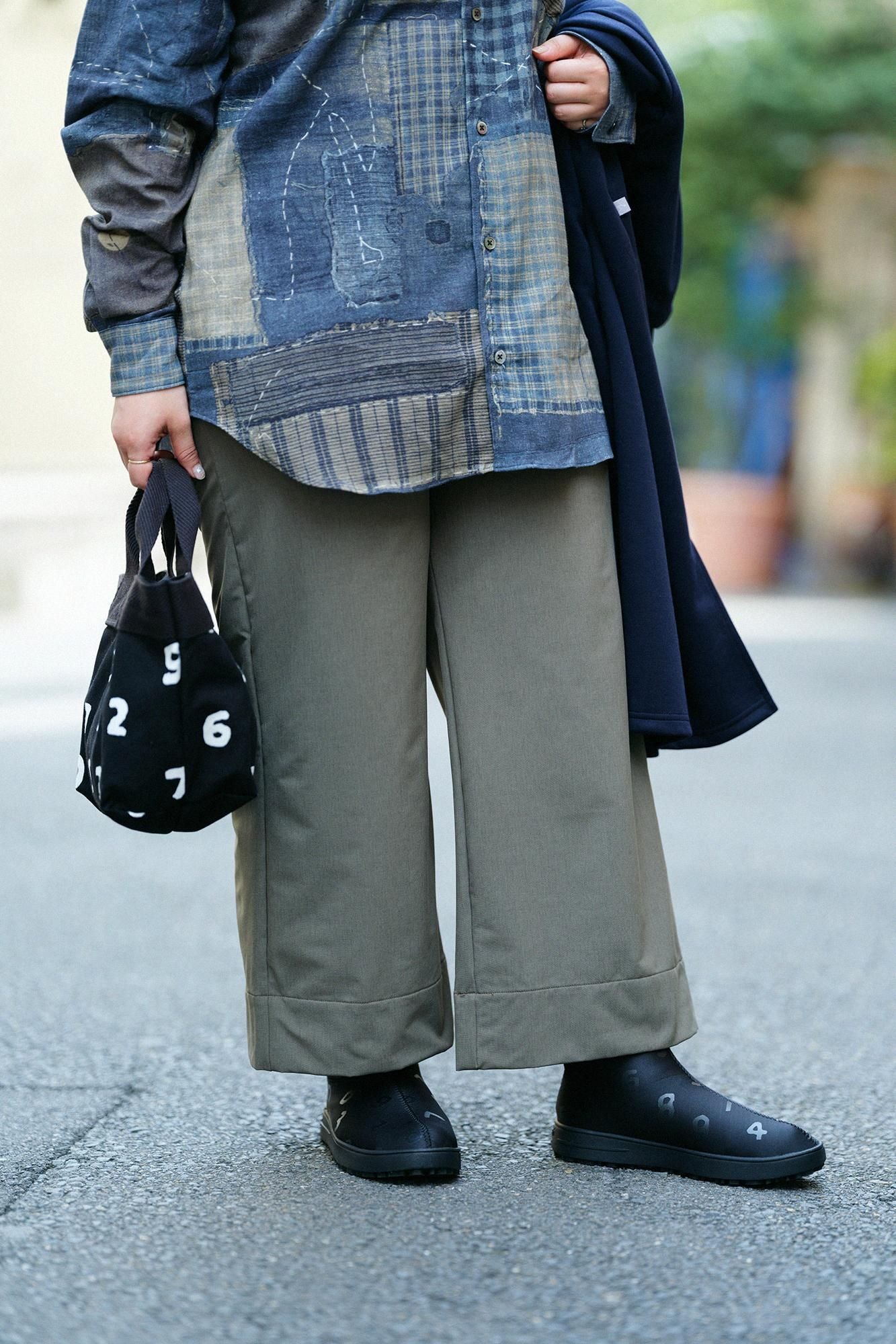 彈性 蜜桃絨 闊腿褲/橄欖綠