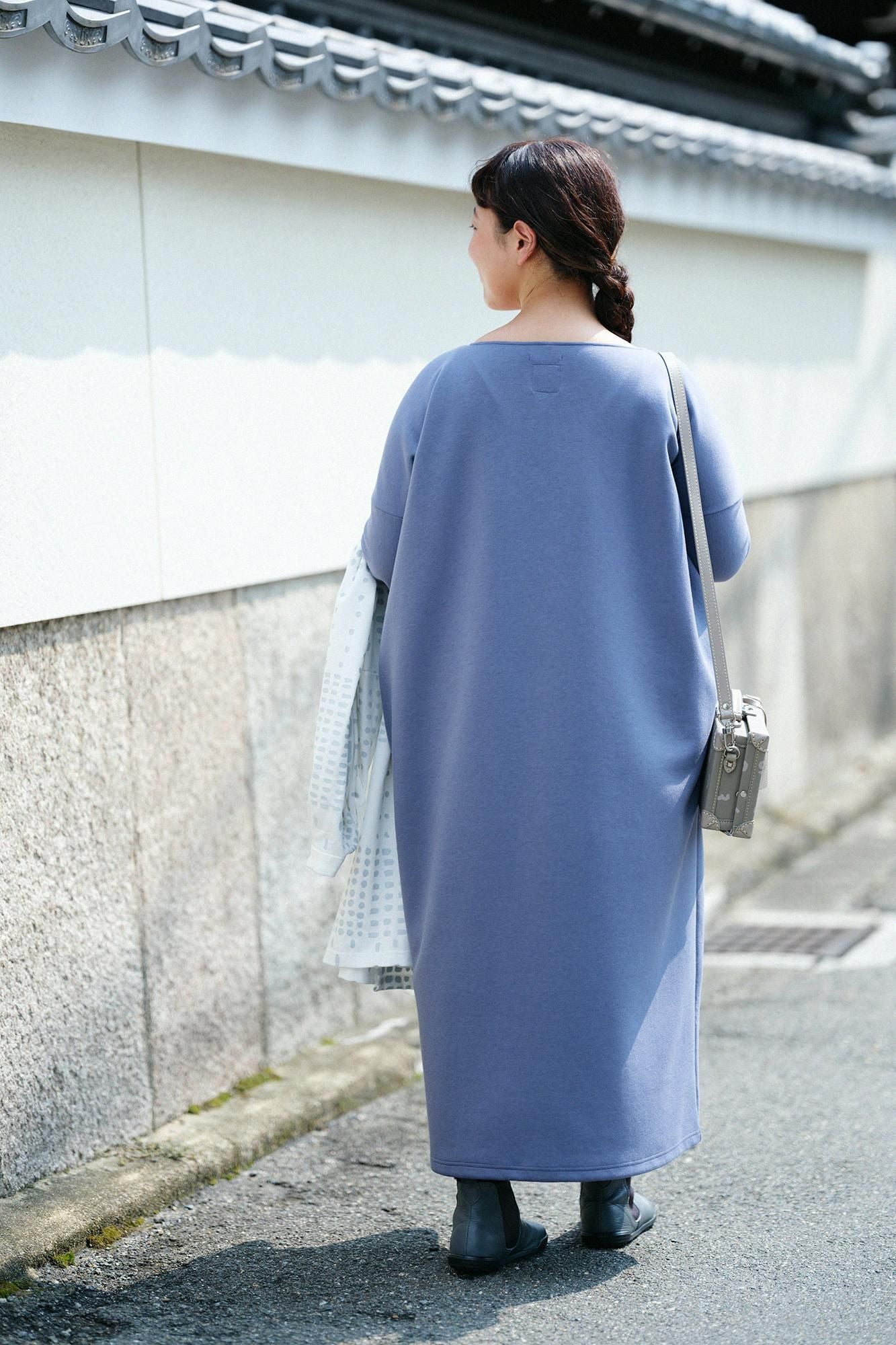 카드보드 니트 보트넥 L/S OP 맥시길이/포그 블루