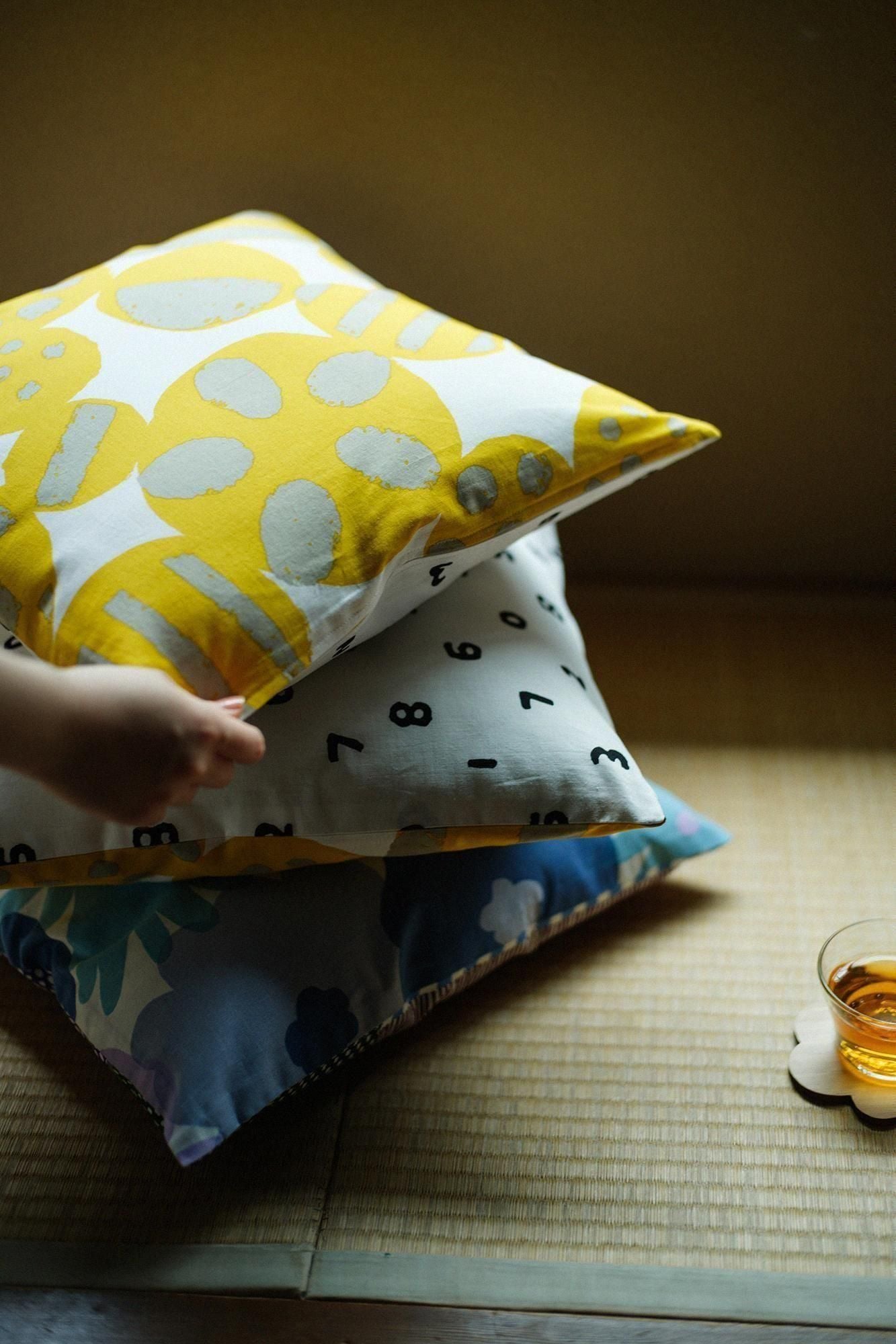 Housse de coussin 21ème tissé uni réversible/SO-SU-U Tsukumo x Urara Kiki