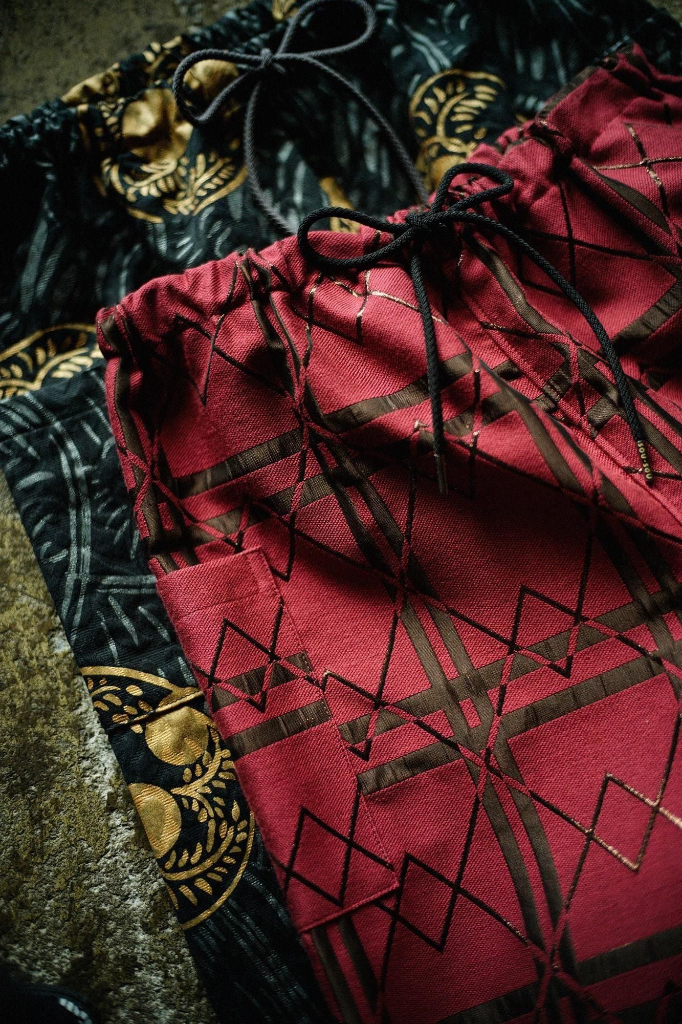 ジャカール ふくれ織 裁付(たっつけ)えんゆう穿き/草紋(そうもん) 濡羽色(ぬればいろ)