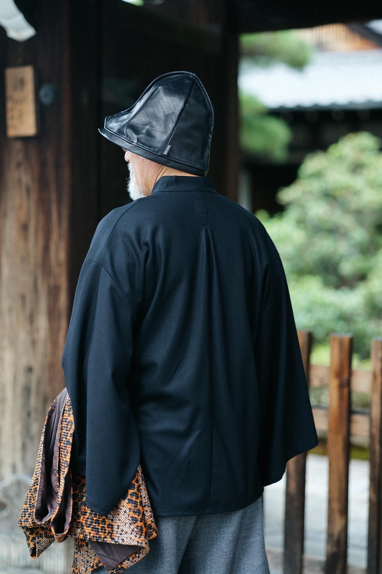 밸런스 써큘러(R) 울 노부히데 소이(Ue) /검은색