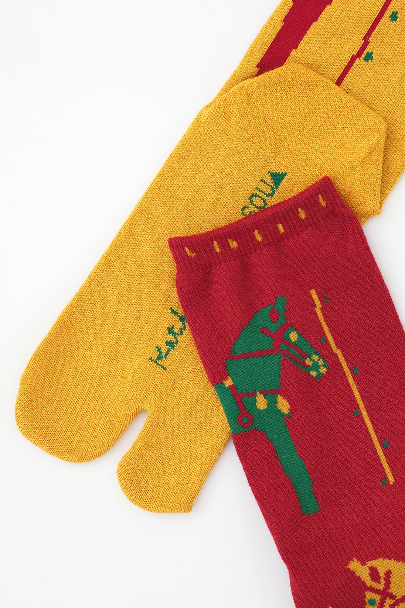 足袋下(普通丈)/干支 午(うま)令和8年 臙脂色(えんじいろ)×芥子色(からしいろ)【男・女性用】