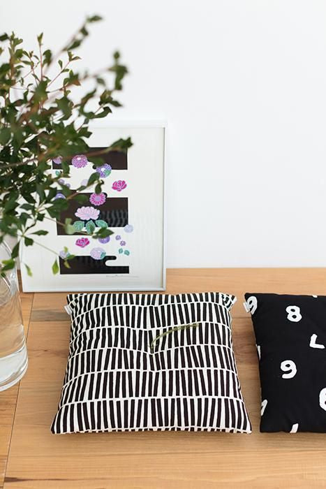 SOU・SOUKyoto Cushion(No.8 Canvas)/Wooden Clappers Brown【※Delivery in 3 weeks】